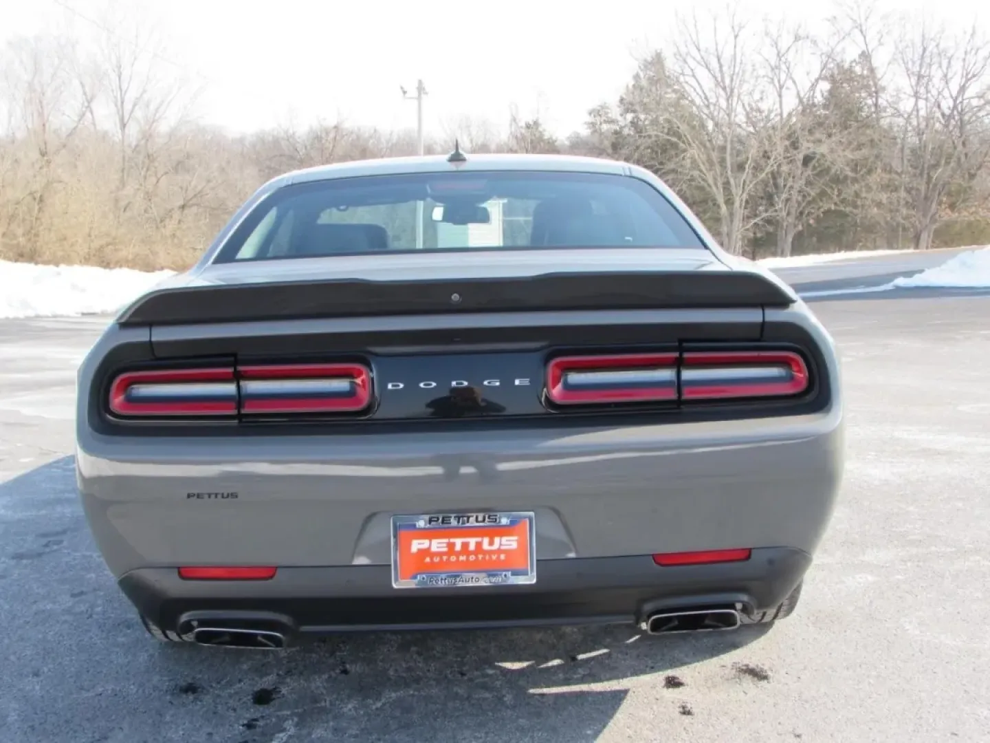 2018 /Black Dodge Challenger 392 Hemi Scat Pack Shaker (2C3CDZFJ0JH) with an 6.4L V8 OHV 16V engine, Manual/Standard transmission, located at 12830 Highway 21, De Soto, MO, 63020, (636) 337-7777, 38.153099, -90.573624 - **Unleash Your Inner Road Warrior with the 2018 Dodge Challenger at Pettus CDJR DeSoto!**<br /> <br /> Are you ready to elevate your driving experience? Whether you're cruising down scenic Highway 21 or navigating through the vibrant streets of De Soto, MO, the 2018 Dodge Challenger is your ticket t - Photo#5