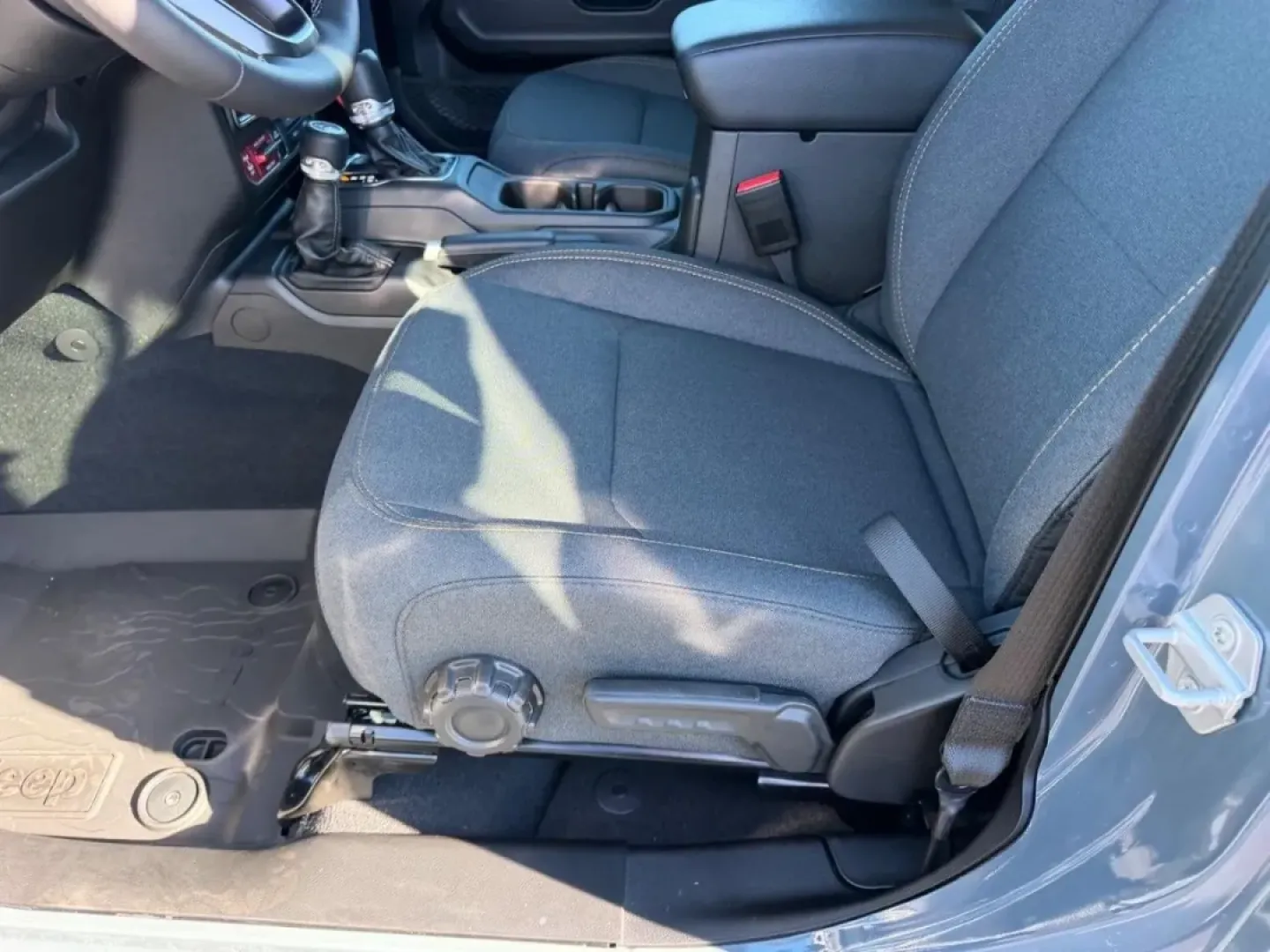 2026 /Black Cloth Jeep Wrangler Willys (1C4PJXDN8TW) with an 2.0L engine, 6M transmission, located at 970 Woodlawn Dr., Farmington, MO, 63640, (573) 431-7800, 37.825642, -90.468674 - **Adventure Awaits with the 2026 Jeep Wrangler Willys at Pettus CDJR Farmington!**<br /> <br /> Are you ready to embrace the great outdoors and explore new horizons? The 2026 Jeep Wrangler Willys is the ultimate companion for those who crave adventure and seek to create lasting memories. With its ru - Photo#18