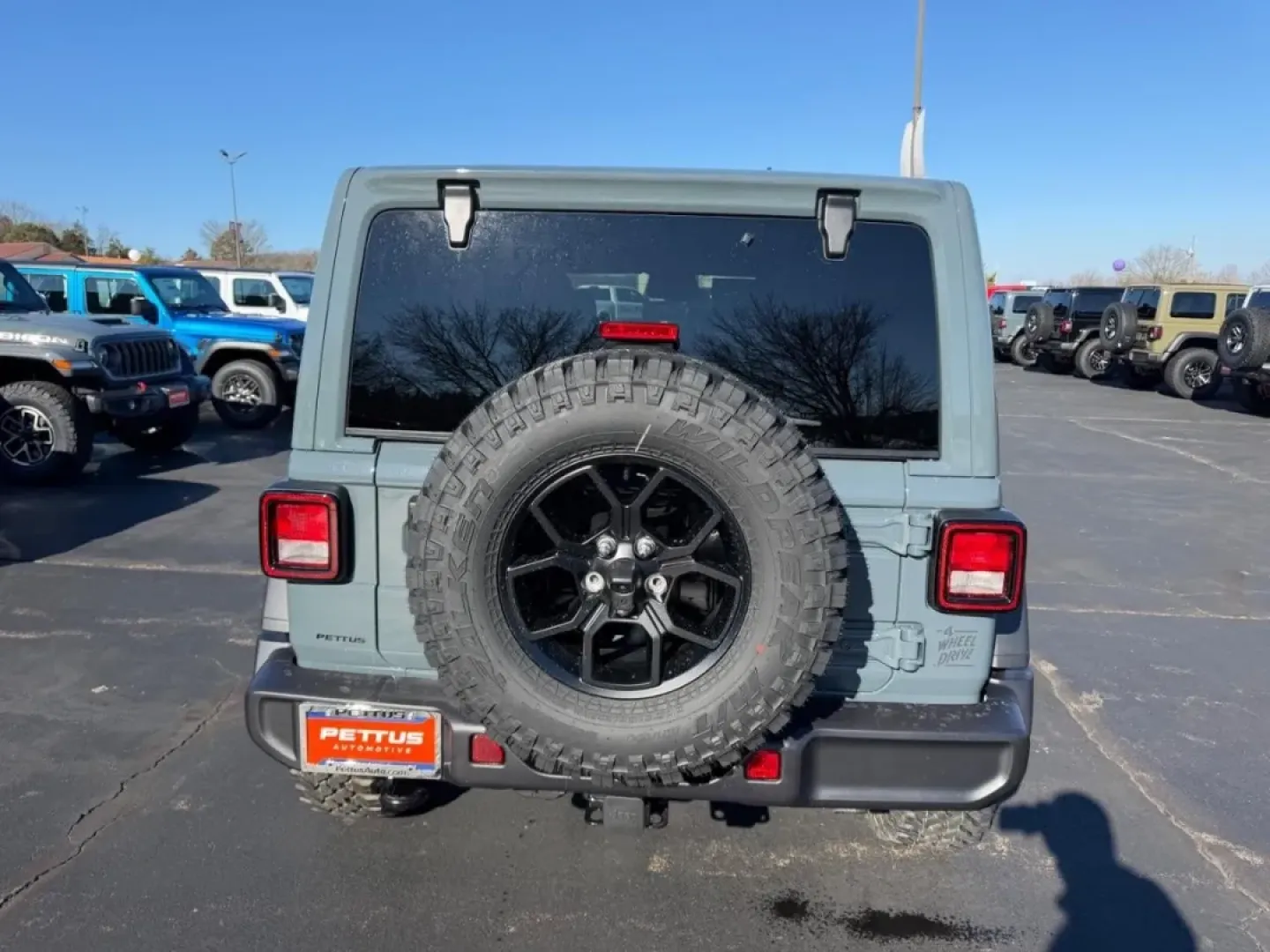 2026 /Black Cloth Jeep Wrangler Willys (1C4PJXDN8TW) with an 2.0L engine, 6M transmission, located at 970 Woodlawn Dr., Farmington, MO, 63640, (573) 431-7800, 37.825642, -90.468674 - **Adventure Awaits with the 2026 Jeep Wrangler Willys at Pettus CDJR Farmington!**<br /> <br /> Are you ready to embrace the great outdoors and explore new horizons? The 2026 Jeep Wrangler Willys is the ultimate companion for those who crave adventure and seek to create lasting memories. With its ru - Photo#3