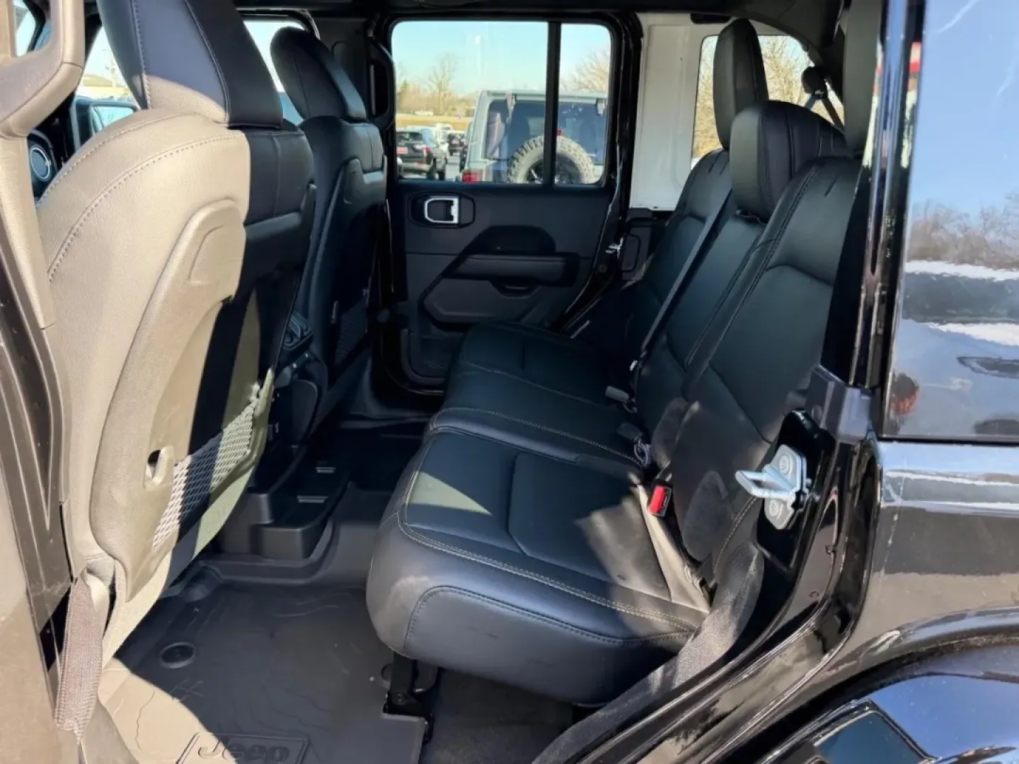 2026 /Black Leather Jeep Wrangler Sahara (1C4PJXEN1TW) with an 2.0L engine, 6M transmission, located at 970 Woodlawn Dr., Farmington, MO, 63640, (573) 431-7800, 37.825642, -90.468674 - **Adventure Awaits with the 2026 Jeep Wrangler Sahara Your Perfect Companion for Weekend Getaways!**<br /> <br /> Are you ready to elevate your outdoor adventures or simply enjoy a versatile, stylish vehicle for your everyday commute? Look no further than the 2026 Jeep Wrangler Sahara, now availabl - Photo#8