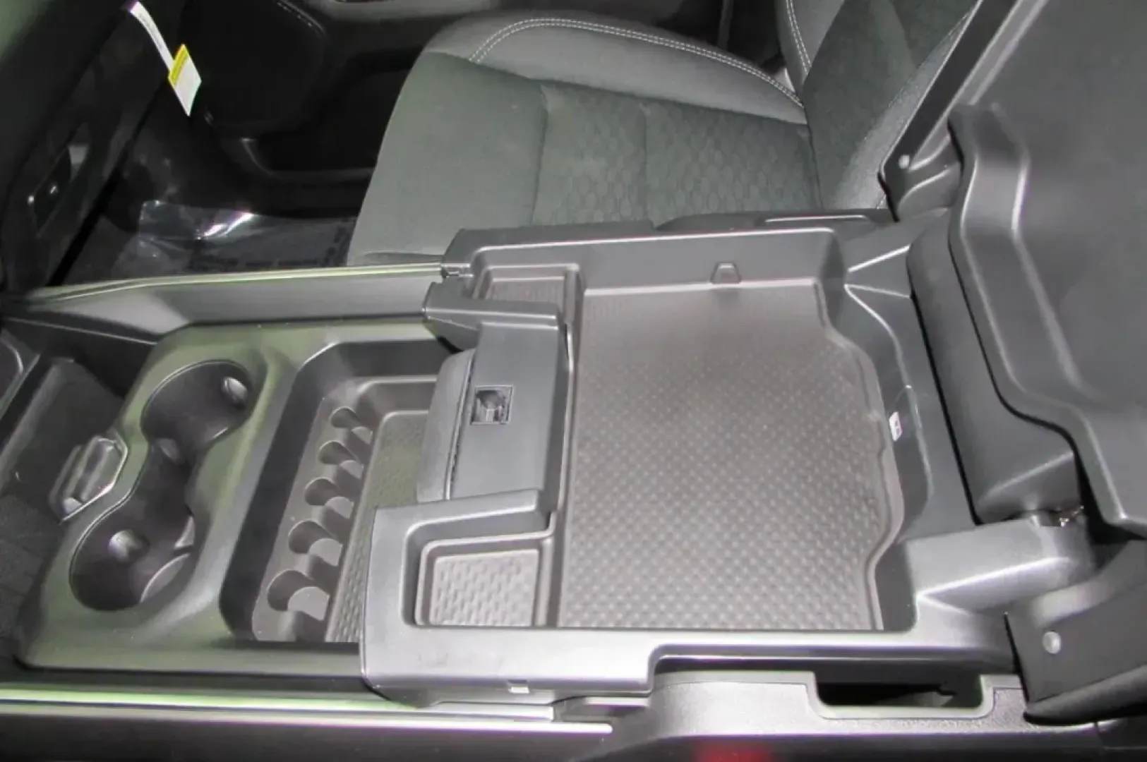 2025 Ram 1500 Big Horn/Lone Star (1C6SRFFP1SN) with an Other engine, located at 12830 Highway 21, De Soto, MO, 63020, (636) 337-7777, 38.153099, -90.573624 - **Unleash Your Adventurous Spirit with the 2025 Ram 1500 Big Horn/Lone Star!**<br /> <br /> Are you ready to elevate your driving experience? Whether you're tackling tough terrain, hauling gear for weekend adventures, or simply commuting in style, the 2025 Ram 1500 Big Horn/Lone Star is the perfect - Photo#26