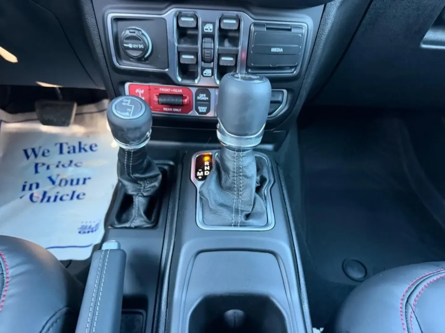 2026 /Black Leather Jeep Wrangler Rubicon (1C4PJXFG2TW) with an 3.6L V6 engine, 6M transmission, located at 970 Woodlawn Dr., Farmington, MO, 63640, (573) 431-7800, 37.825642, -90.468674 - **Unleash Your Adventurous Spirit with the 2026 Jeep Wrangler Rubicon!** <br /> <br /> Are you ready to embark on your next great adventure? Whether you're exploring the rugged backroads of the Ozarks or navigating through the bustling streets of Farmington, the 2026 Jeep Wrangler Rubicon is your tr - Photo#15