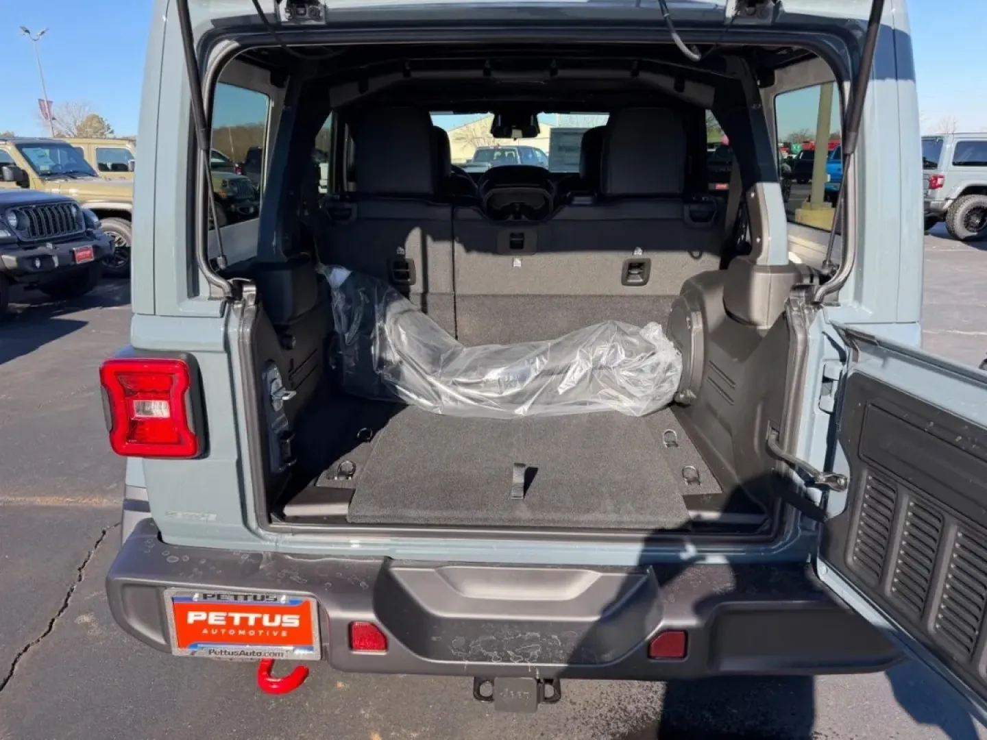 2026 /Black Leather Jeep Wrangler Rubicon (1C4PJXFG2TW) with an 3.6L V6 engine, 6M transmission, located at 970 Woodlawn Dr., Farmington, MO, 63640, (573) 431-7800, 37.825642, -90.468674 - **Unleash Your Adventurous Spirit with the 2026 Jeep Wrangler Rubicon!** <br /> <br /> Are you ready to embark on your next great adventure? Whether you're exploring the rugged backroads of the Ozarks or navigating through the bustling streets of Farmington, the 2026 Jeep Wrangler Rubicon is your tr - Photo#4