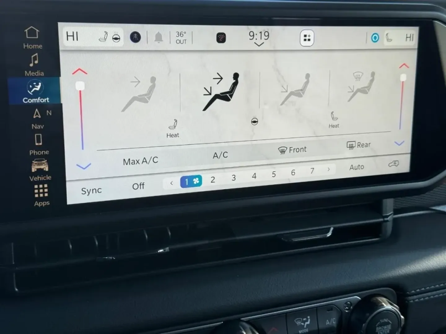 2026 /Black Leather Jeep Wrangler Rubicon X (1C4RJXFG8TW) with an 3.6L V6 engine, Automatic transmission, located at 970 Woodlawn Dr., Farmington, MO, 63640, (573) 431-7800, 37.825642, -90.468674 - Are you ready to elevate your outdoor adventures or daily commute? The 2026 Jeep Wrangler Rubicon X is the perfect companion for those who crave both rugged terrain and city streets. With its iconic design and unbeatable versatility, this SUV is ideal for weekend warriors, off-road enthusiasts, or a - Photo#14