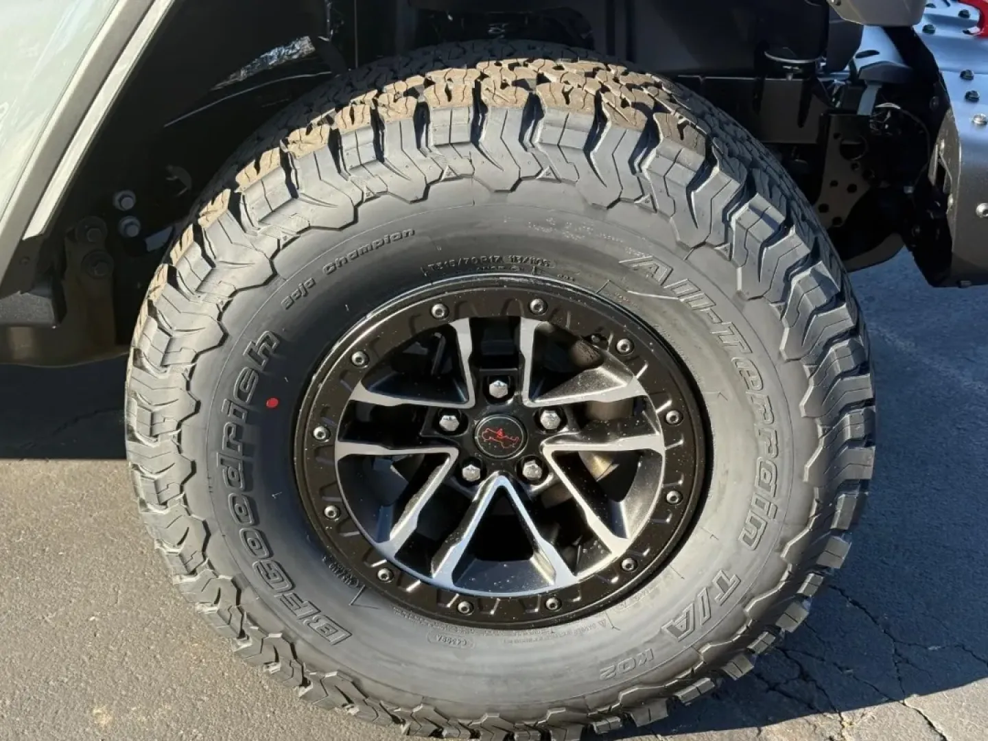 2026 /Black Leather Jeep Wrangler Rubicon X (1C4RJXFG8TW) with an 3.6L V6 engine, Automatic transmission, located at 970 Woodlawn Dr., Farmington, MO, 63640, (573) 431-7800, 37.825642, -90.468674 - Are you ready to elevate your outdoor adventures or daily commute? The 2026 Jeep Wrangler Rubicon X is the perfect companion for those who crave both rugged terrain and city streets. With its iconic design and unbeatable versatility, this SUV is ideal for weekend warriors, off-road enthusiasts, or a - Photo#3