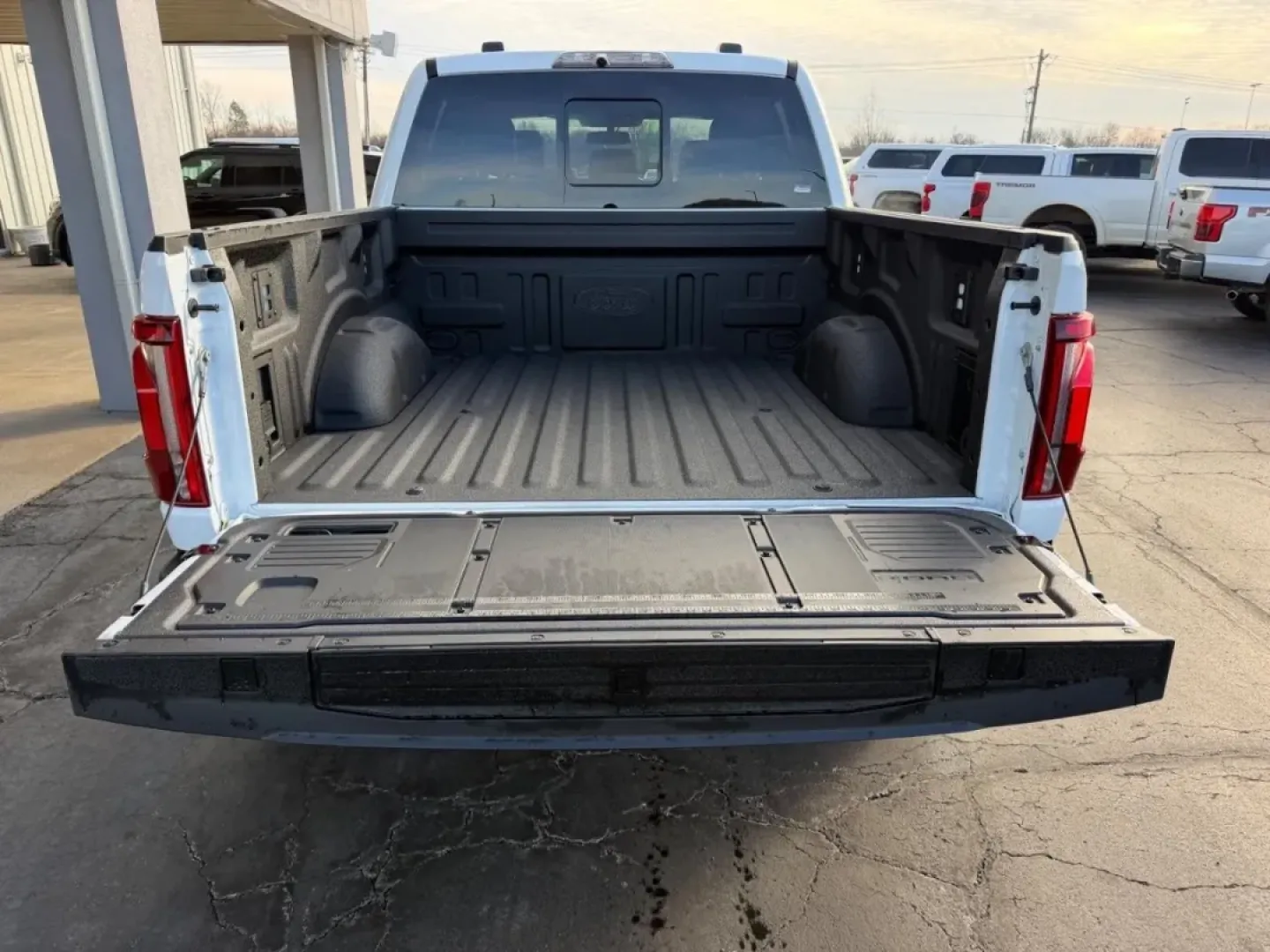 2026 /Black Leather Ford F-150 Raptor (1FTFW1RG2TF) with an 3.5L V6 EcoBoost High Output engine, Automatic transmission, located at 141 Commercial Dr, Fredericktown, MO, 63645, (573) 783-6432, 37.570087, -90.320648 - **Unleash Adventure with the 2026 Ford F-150 Raptor at Pettus Ford Fredericktown!**<br /> <br /> Are you ready for your next great adventure? Whether you're traversing rugged terrain, towing a trailer for a weekend getaway, or simply navigating the daily grind, the 2026 Ford F-150 Raptor is designed - Photo#4