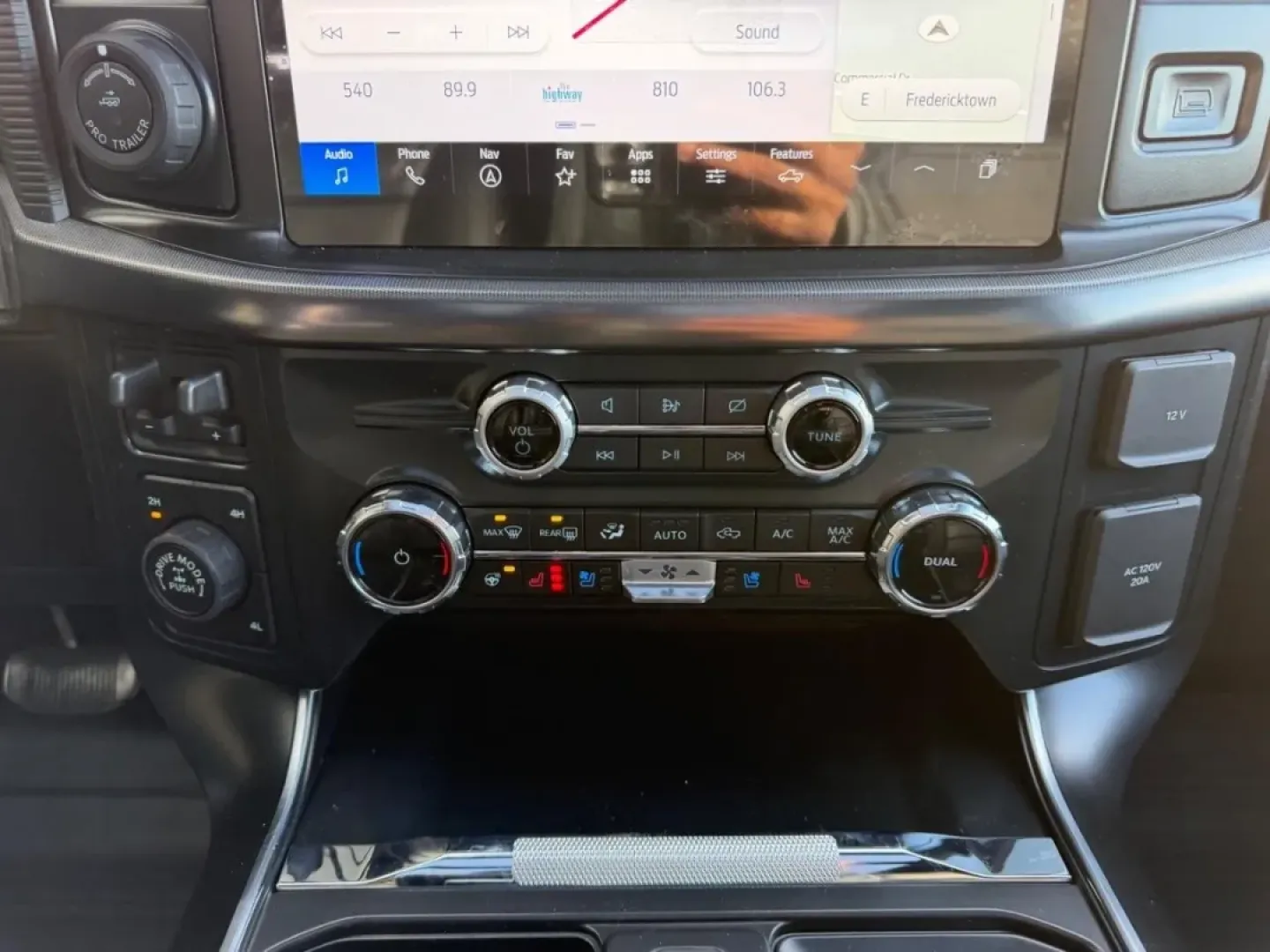 2026 /Black Leather Ford F-150 Raptor (1FTFW1RG2TF) with an 3.5L V6 EcoBoost High Output engine, Automatic transmission, located at 141 Commercial Dr, Fredericktown, MO, 63645, (573) 783-6432, 37.570087, -90.320648 - **Unleash Adventure with the 2026 Ford F-150 Raptor at Pettus Ford Fredericktown!**<br /> <br /> Are you ready for your next great adventure? Whether you're traversing rugged terrain, towing a trailer for a weekend getaway, or simply navigating the daily grind, the 2026 Ford F-150 Raptor is designed - Photo#15