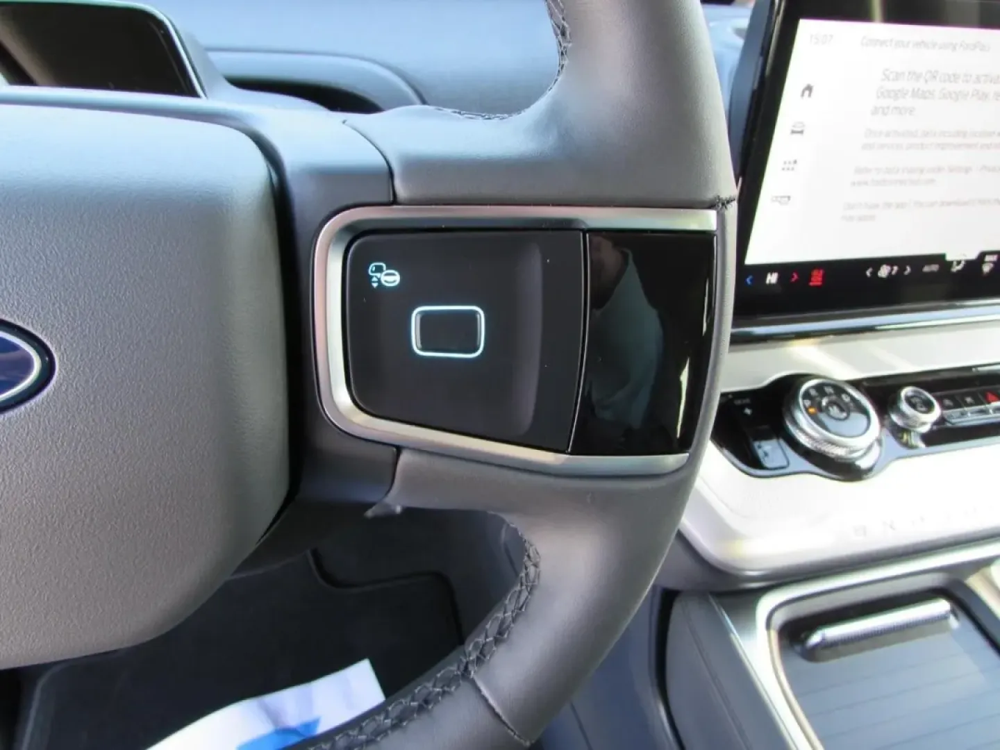 2026 /Ultra Dark Space Gray Ford Expedition Max Active (1FMJK1J85TE) with an 3.5L EcoBoost V6 engine, Automatic transmission, located at 12836 Highway 21, De Soto, MO, 63020, (636) 337-7777, 38.151867, -90.575615 - **Elevate Your Adventures with the 2026 Ford Expedition Max Perfect for Families and Explorers Alike!**<br /> <br /> Are you in search of the ultimate vehicle for family road trips, weekend getaways, or simply navigating your daily commute? Look no further than the stunning 2026 Ford Expedition Max - Photo#16