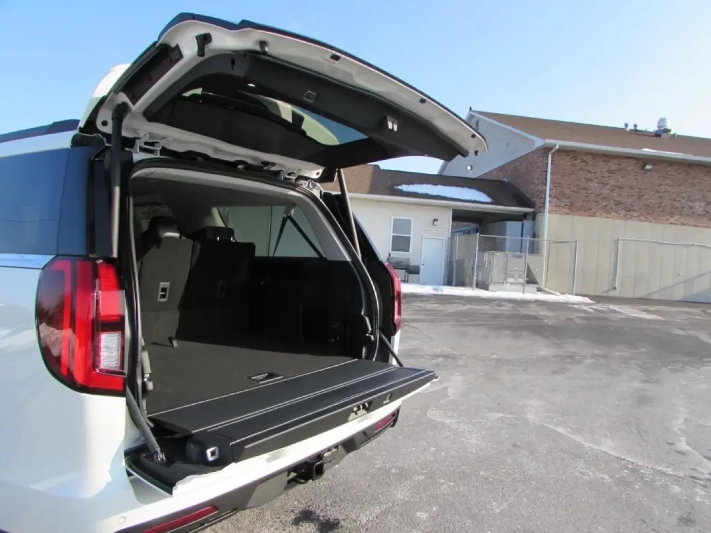 2026 /Ultra Dark Space Gray Ford Expedition Max Active (1FMJK1J85TE) with an 3.5L EcoBoost V6 engine, Automatic transmission, located at 12836 Highway 21, De Soto, MO, 63020, (636) 337-7777, 38.151867, -90.575615 - **Elevate Your Adventures with the 2026 Ford Expedition Max Perfect for Families and Explorers Alike!**<br /> <br /> Are you in search of the ultimate vehicle for family road trips, weekend getaways, or simply navigating your daily commute? Look no further than the stunning 2026 Ford Expedition Max - Photo#33