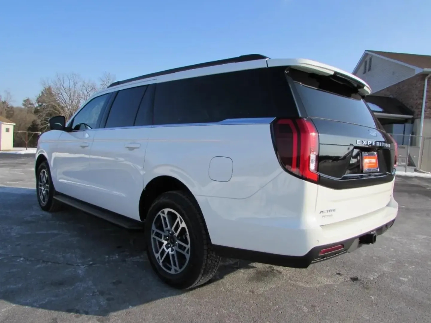 2026 /Ultra Dark Space Gray Ford Expedition Max Active (1FMJK1J85TE) with an 3.5L EcoBoost V6 engine, Automatic transmission, located at 12836 Highway 21, De Soto, MO, 63020, (636) 337-7777, 38.151867, -90.575615 - **Elevate Your Adventures with the 2026 Ford Expedition Max Perfect for Families and Explorers Alike!**<br /> <br /> Are you in search of the ultimate vehicle for family road trips, weekend getaways, or simply navigating your daily commute? Look no further than the stunning 2026 Ford Expedition Max - Photo#4