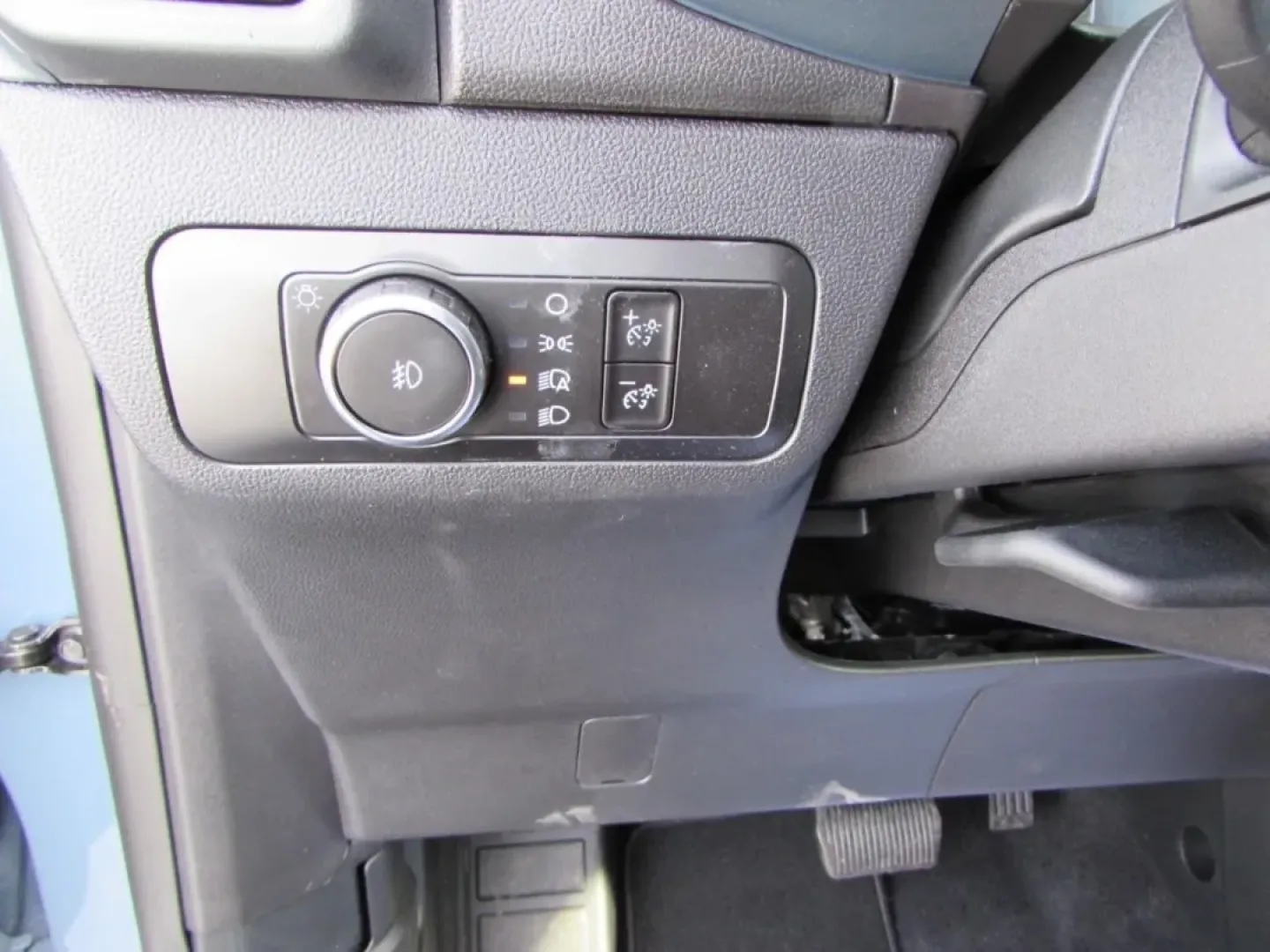 2026 /Navy Pier Ford Bronco Sport Heritage (3FMCR9GN1TR) with an 1.5L EcoBoost engine, Automatic transmission, located at 12836 Highway 21, De Soto, MO, 63020, (636) 337-7777, 38.151867, -90.575615 - Are you ready to elevate your outdoor adventures and daily commute with a vehicle that effortlessly combines rugged capability with modern comfort? Look no further than the stunning 2026 Ford Bronco Sport Heritage now available at Pettus Ford De Soto. Perfect for those who crave weekend escapades or - Photo#12