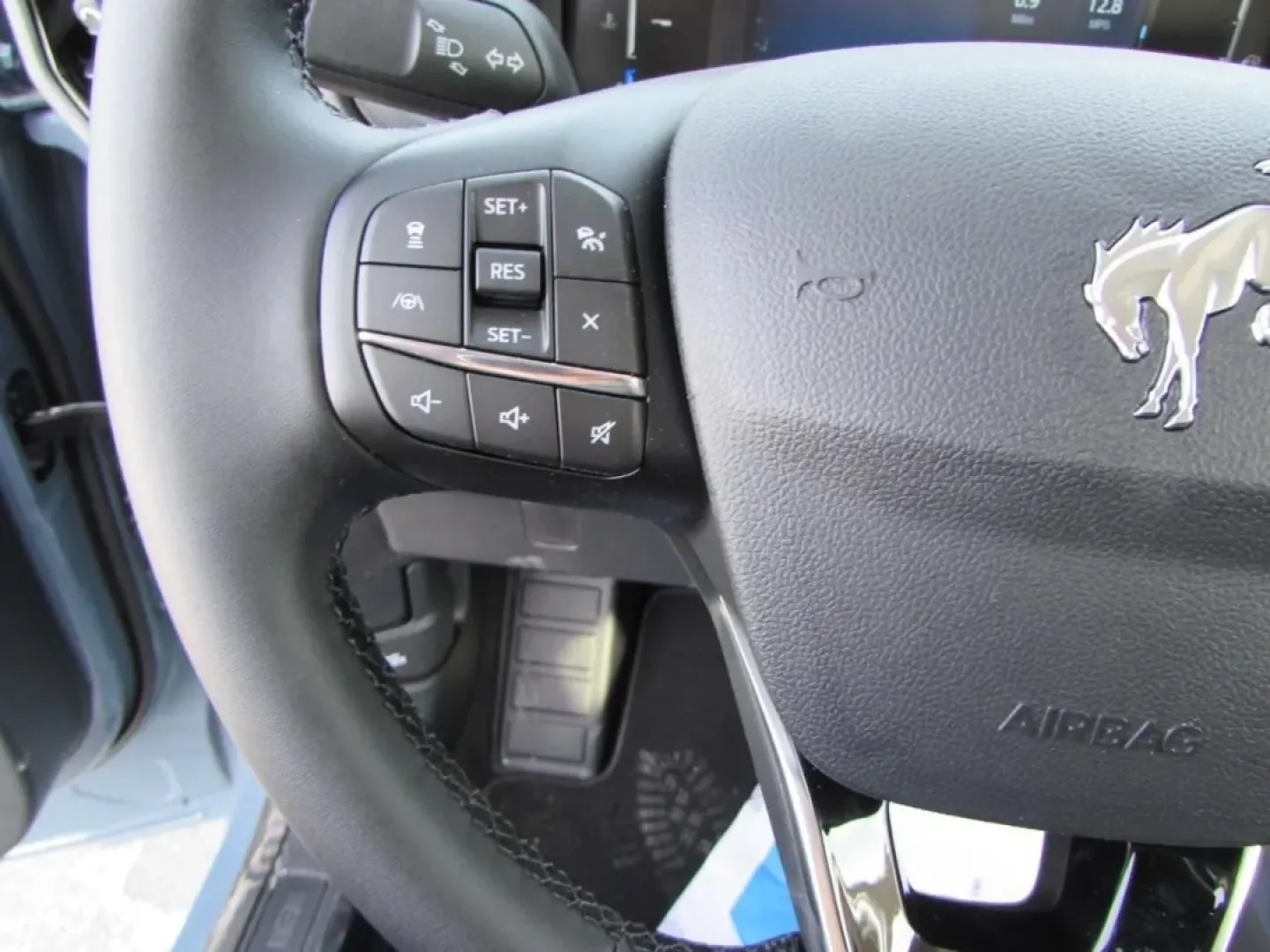 2026 /Navy Pier Ford Bronco Sport Heritage (3FMCR9GN1TR) with an 1.5L EcoBoost engine, Automatic transmission, located at 12836 Highway 21, De Soto, MO, 63020, (636) 337-7777, 38.151867, -90.575615 - Are you ready to elevate your outdoor adventures and daily commute with a vehicle that effortlessly combines rugged capability with modern comfort? Look no further than the stunning 2026 Ford Bronco Sport Heritage now available at Pettus Ford De Soto. Perfect for those who crave weekend escapades or - Photo#14