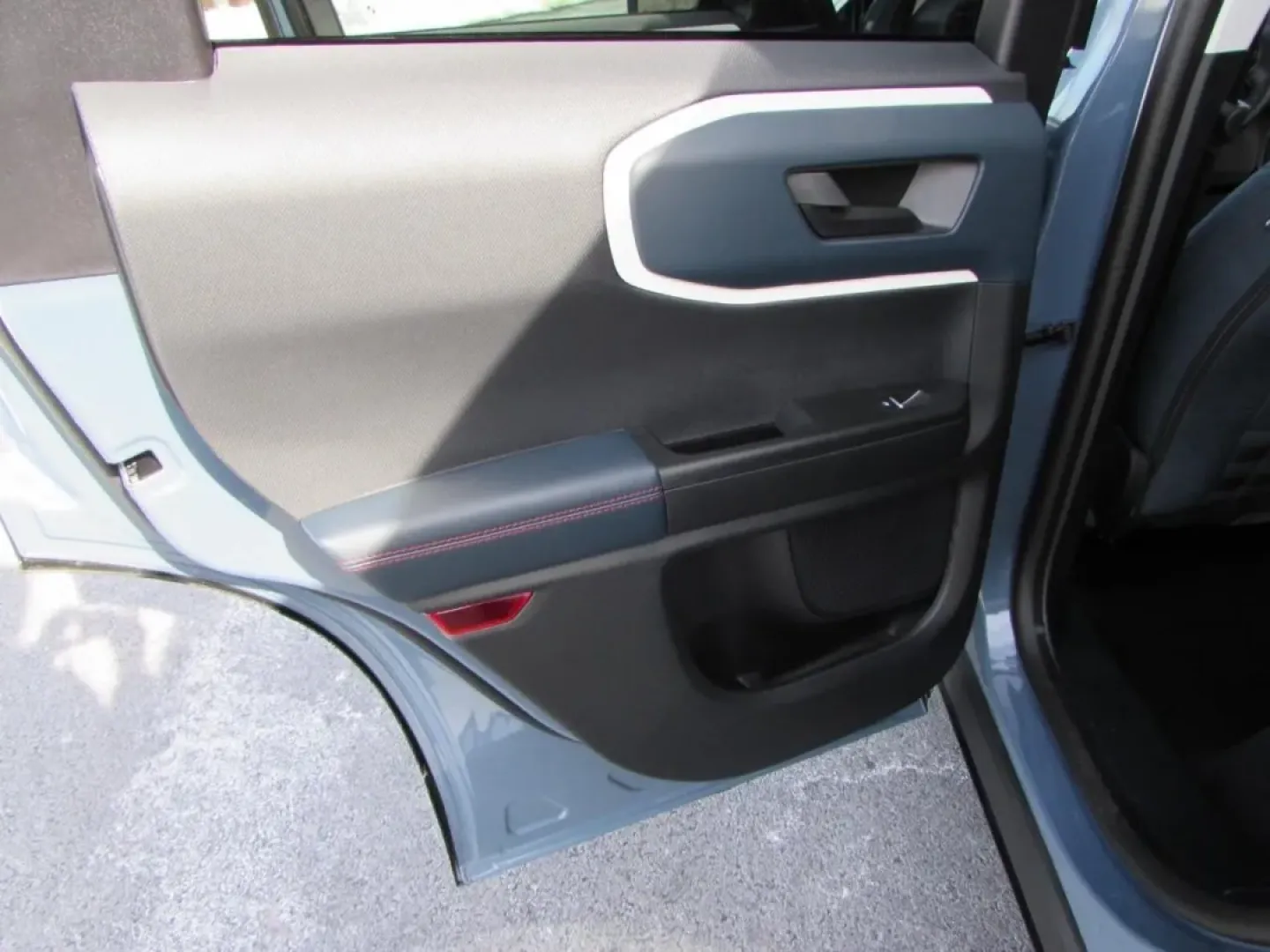 2026 /Navy Pier Ford Bronco Sport Heritage (3FMCR9GN1TR) with an 1.5L EcoBoost engine, Automatic transmission, located at 12836 Highway 21, De Soto, MO, 63020, (636) 337-7777, 38.151867, -90.575615 - Are you ready to elevate your outdoor adventures and daily commute with a vehicle that effortlessly combines rugged capability with modern comfort? Look no further than the stunning 2026 Ford Bronco Sport Heritage now available at Pettus Ford De Soto. Perfect for those who crave weekend escapades or - Photo#23