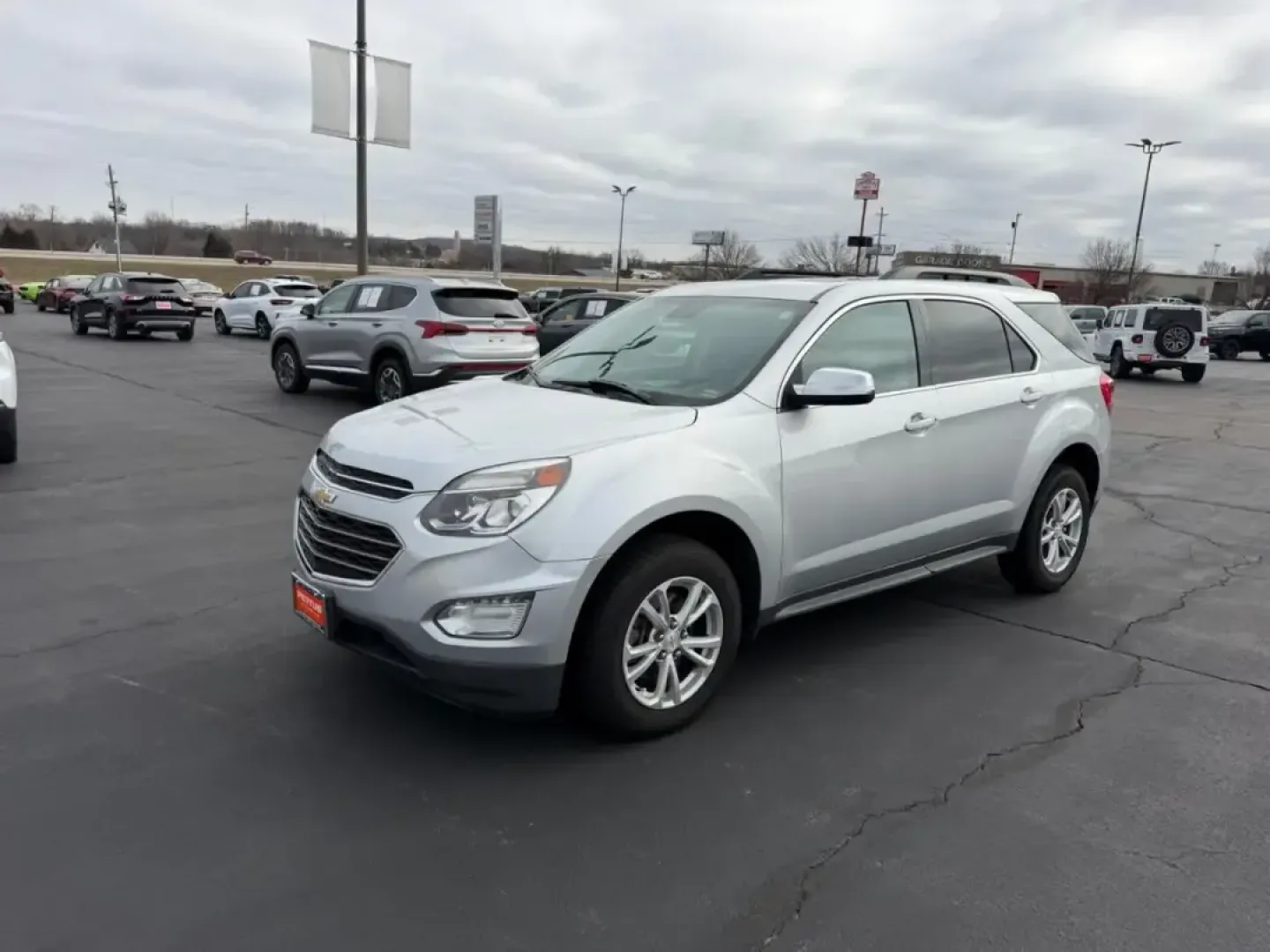 2017 /Jet Black Cloth Chevrolet Equinox LT (2GNALCEK5H1) with an 2.4L DOHC 4-cylinder SIDI,E10 Fuel capable : for 2.4L DOHC 4-cylinder engine, Automatic transmission, located at 970 Woodlawn Dr., Farmington, MO, 63640, (573) 431-7800, 37.825642, -90.468674 - ### Discover Your Next Adventure with the 2017 Chevrolet Equinox LT at Pettus CDJR Farmington!<br /> <br /> Are you ready to elevate your family adventures or enhance your daily commute? At Pettus CDJR Farmington, we understand that life is about journeys-whether you're off to soccer practice, explo - Photo#6