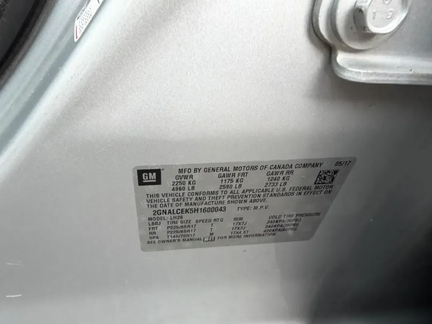 2017 /Jet Black Cloth Chevrolet Equinox LT (2GNALCEK5H1) with an 2.4L DOHC 4-cylinder SIDI,E10 Fuel capable : for 2.4L DOHC 4-cylinder engine, Automatic transmission, located at 970 Woodlawn Dr., Farmington, MO, 63640, (573) 431-7800, 37.825642, -90.468674 - ### Discover Your Next Adventure with the 2017 Chevrolet Equinox LT at Pettus CDJR Farmington!<br /> <br /> Are you ready to elevate your family adventures or enhance your daily commute? At Pettus CDJR Farmington, we understand that life is about journeys-whether you're off to soccer practice, explo - Photo#22