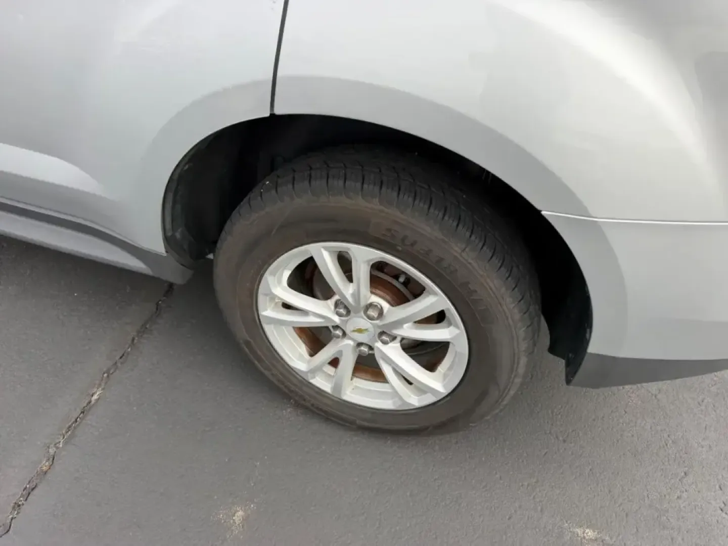 2017 /Jet Black Cloth Chevrolet Equinox LT (2GNALCEK5H1) with an 2.4L DOHC 4-cylinder SIDI,E10 Fuel capable : for 2.4L DOHC 4-cylinder engine, Automatic transmission, located at 970 Woodlawn Dr., Farmington, MO, 63640, (573) 431-7800, 37.825642, -90.468674 - ### Discover Your Next Adventure with the 2017 Chevrolet Equinox LT at Pettus CDJR Farmington!<br /> <br /> Are you ready to elevate your family adventures or enhance your daily commute? At Pettus CDJR Farmington, we understand that life is about journeys-whether you're off to soccer practice, explo - Photo#5