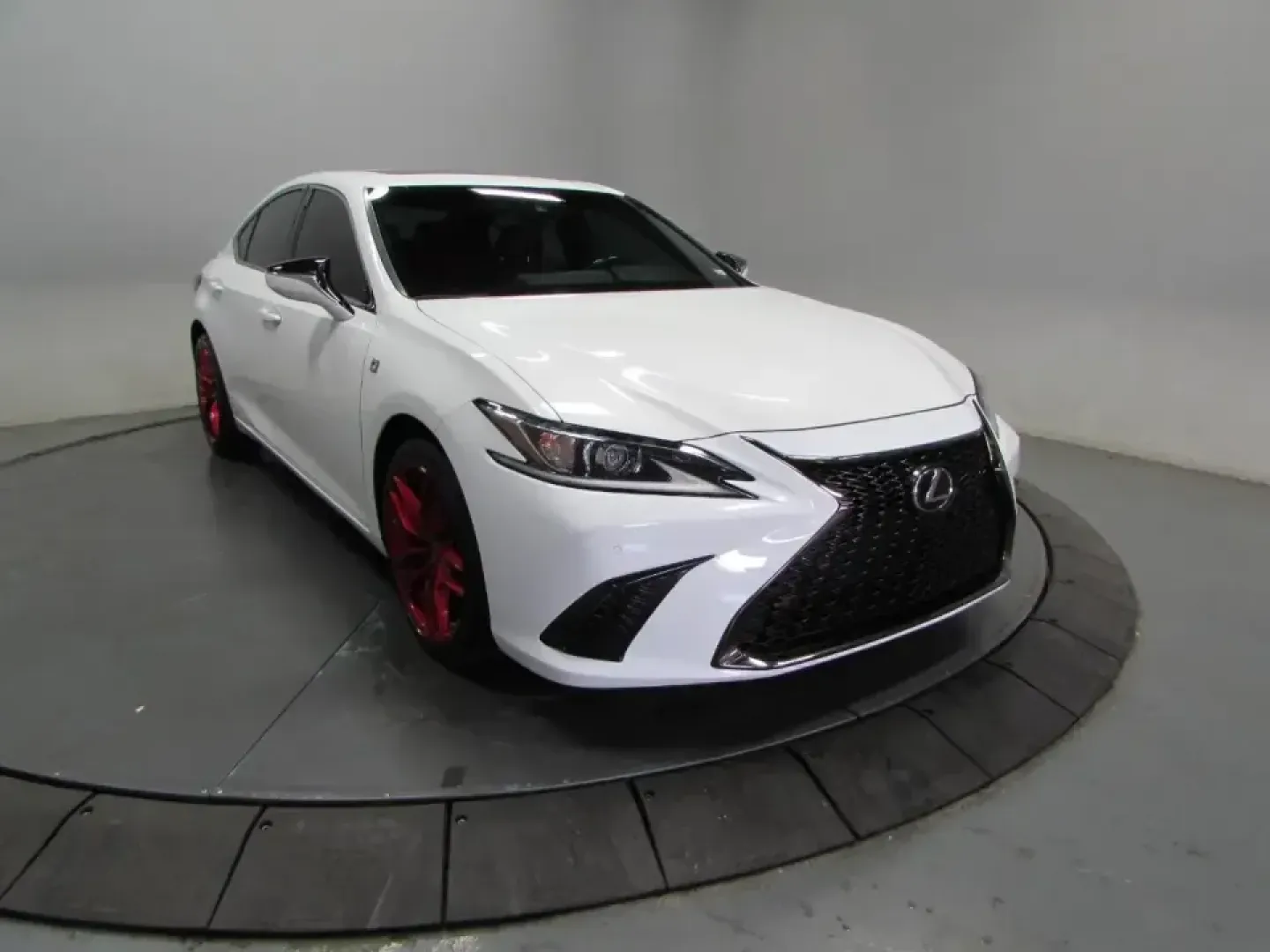 2020 /Circuit Red Lexus ES 350 F Sport (58AGZ1B11LU) with an 3.5L V6 DOHC 24V engine, Automatic transmission, located at 12830 Highway 21, De Soto, MO, 63020, (636) 337-7777, 38.153099, -90.573624 - **Experience Luxury and Performance with the 2020 Lexus ES 350 F SPORT Perfect for Your Daily Drive!**<br /> <br /> Are you searching for a vehicle that impeccably combines luxury, performance, and reliability? Look no further than the stunning 2020 Lexus ES 350 F SPORT, now available at Pettus CDJ - Photo#0