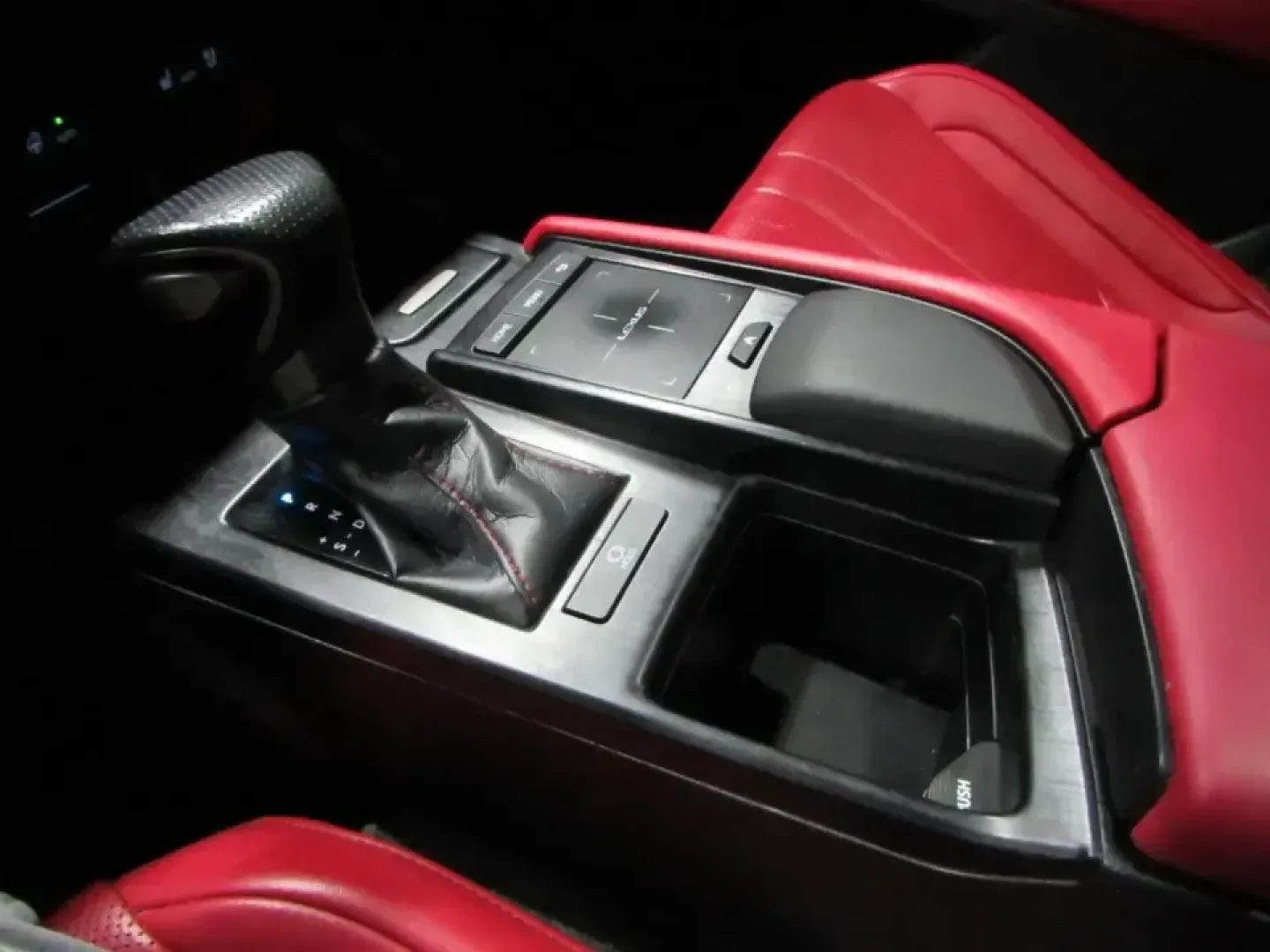 2020 /Circuit Red Lexus ES 350 F Sport (58AGZ1B11LU) with an 3.5L V6 DOHC 24V engine, Automatic transmission, located at 12830 Highway 21, De Soto, MO, 63020, (636) 337-7777, 38.153099, -90.573624 - **Experience Luxury and Performance with the 2020 Lexus ES 350 F SPORT Perfect for Your Daily Drive!**<br /> <br /> Are you searching for a vehicle that impeccably combines luxury, performance, and reliability? Look no further than the stunning 2020 Lexus ES 350 F SPORT, now available at Pettus CDJ - Photo#30