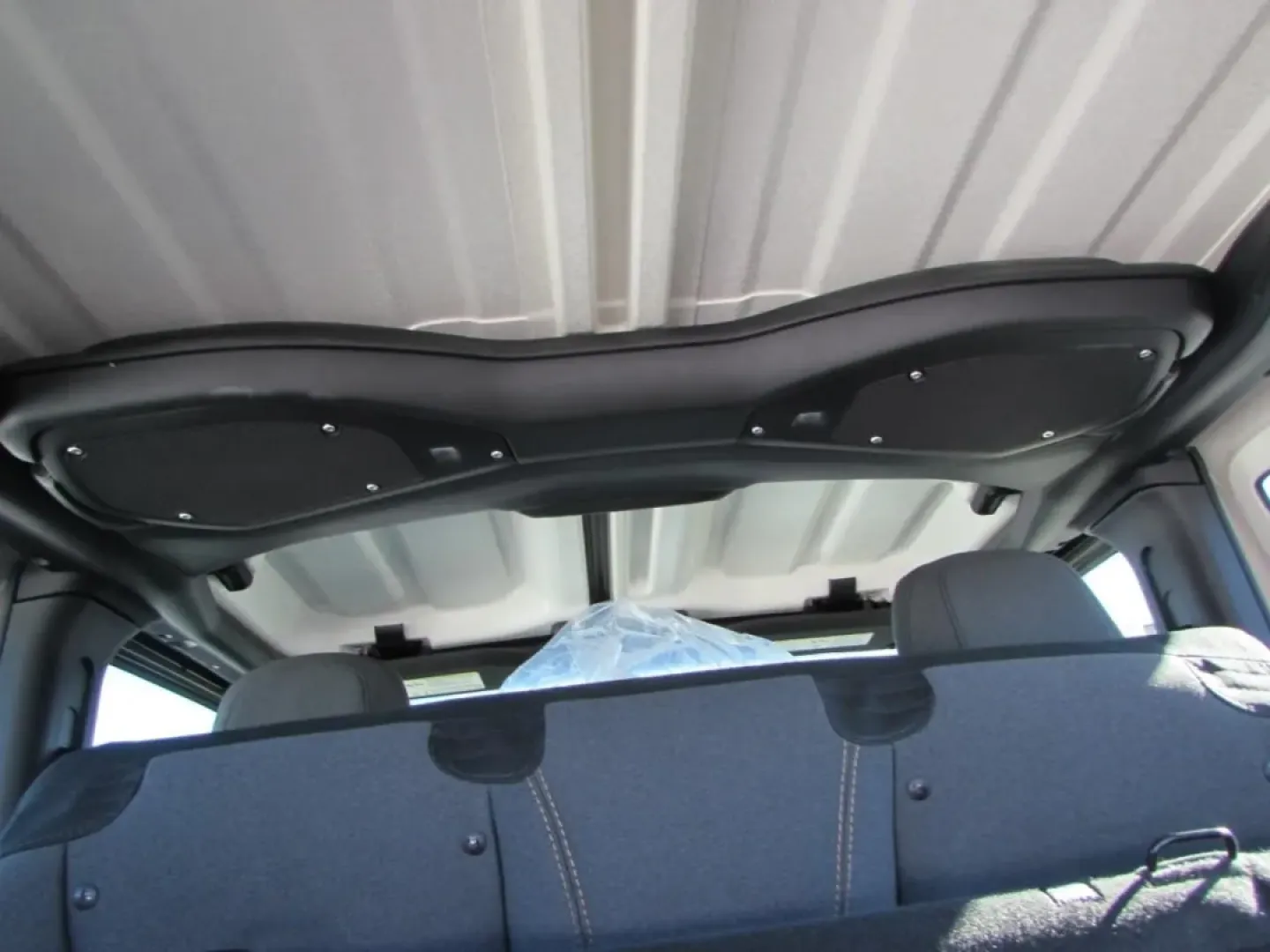 2026 /Black Jeep Wrangler Sport (1C4PJXANXTW) with an 2.0L L4 DOHC 16V TURBO engine, 6M transmission, located at 12830 Highway 21, De Soto, MO, 63020, (636) 337-7777, 38.153099, -90.573624 - **Unleash Your Adventurous Spirit with the 2026 Jeep Wrangler Sport at Pettus CDJR DeSoto!**<br /> <br /> If you're dreaming of weekend getaways filled with off-road adventures or simply want a reliable SUV for your daily commute, the 2026 Jeep Wrangler Sport is the perfect companion. With its rugge - Photo#29