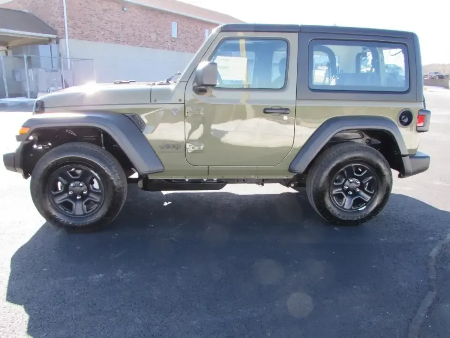 2026 /Black Jeep Wrangler Sport (1C4PJXANXTW) with an 2.0L L4 DOHC 16V TURBO engine, 6M transmission, located at 12830 Highway 21, De Soto, MO, 63020, (636) 337-7777, 38.153099, -90.573624 - **Unleash Your Adventurous Spirit with the 2026 Jeep Wrangler Sport at Pettus CDJR DeSoto!**<br /> <br /> If you're dreaming of weekend getaways filled with off-road adventures or simply want a reliable SUV for your daily commute, the 2026 Jeep Wrangler Sport is the perfect companion. With its rugge - Photo#3