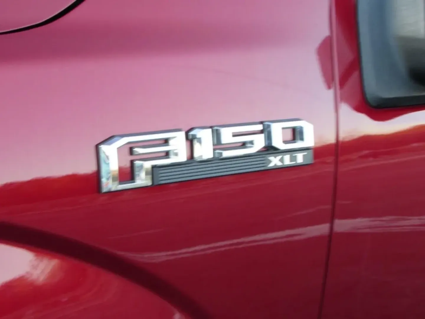 2019 /Black Ford F-150 XLT (1FTEW1E58KK) with an 5.0L V8 OHV 32V engine, 6A transmission, located at 12836 Highway 21, De Soto, MO, 63020, (636) 337-7777, 38.151867, -90.575615 - **Conquer Every Adventure with the 2019 Ford F-150 Your Ultimate Truck Companion!**<br /> <br /> Are you ready to elevate your lifestyle with a vehicle that's built for adventure? Whether you're hauling gear for a weekend camping trip, navigating the daily commute, or managing family logistics, the - Photo#9