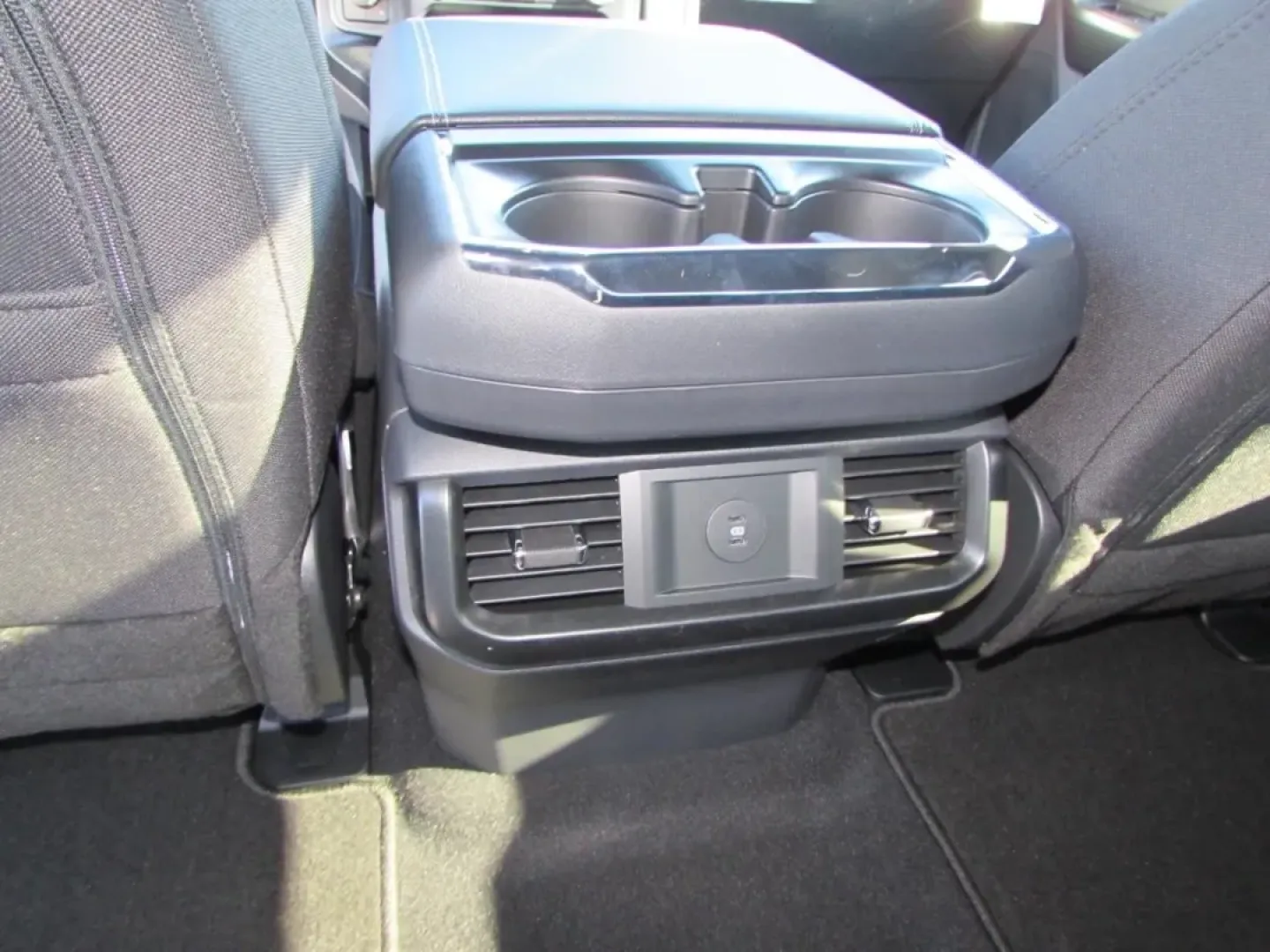 2026 /Black Ford F-150 STX (1FTEW2LP3TK) with an 2.7L V6 EcoBoost engine, 6A transmission, located at 12836 Highway 21, De Soto, MO, 63020, (636) 337-7777, 38.151867, -90.575615 - Transform your daily routine with the 2026 Ford F-150 STX, an exceptional choice for anyone seeking a powerful truck that doesn't sacrifice comfort and technology. Whether you're a busy professional commuting through De Soto or planning a weekend adventure in the scenic Ozarks, this rugged yet refin - Photo#28