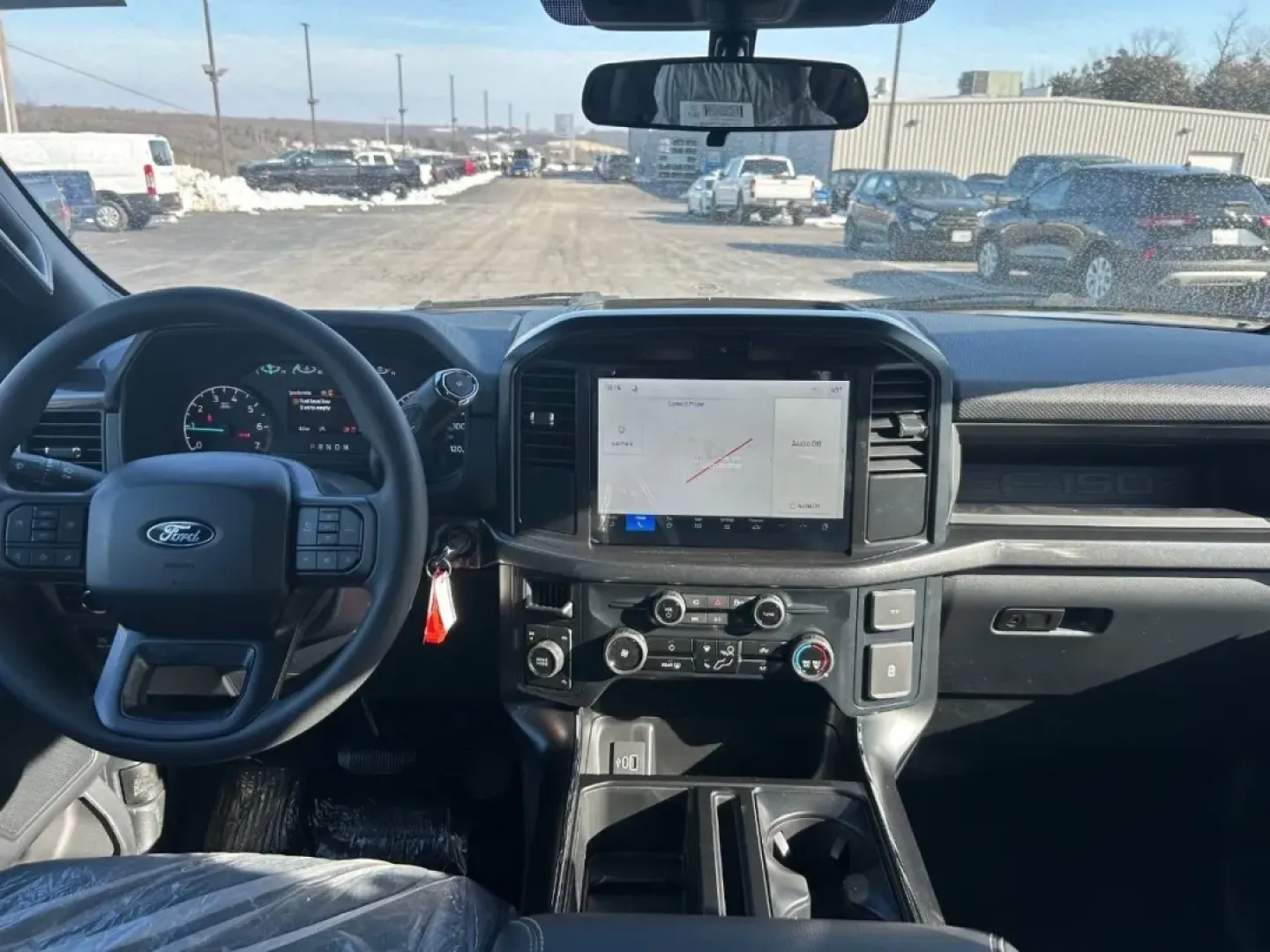 2026 /Black Ford F-150 STX (1FTEW2LPXTK) with an 2.7L V6 EcoBoost engine, 6A transmission, located at 12836 Highway 21, De Soto, MO, 63020, (636) 337-7777, 38.151867, -90.575615 - Looking for the perfect truck to enhance your work-life balance, family adventures, or weekend getaways? Look no further! At Pettus Ford De Soto in De Soto, MO, we present to you a fantastic opportunity to own a near-new 2026 Ford F-150 STX. With just 5 miles on the odometer, this quality used vehic - Photo#29