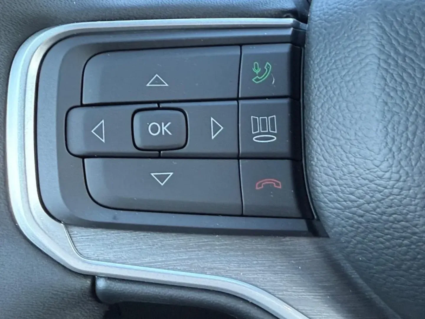 2026 /Global Black Leather Jeep Grand Wagoneer Limited (1C4SJVBP0TS) with an 3.0L I6 Hurricane SO Twin Turbo ESS engine, Automatic transmission, located at 970 Woodlawn Dr., Farmington, MO, 63640, (573) 431-7800, 37.825642, -90.468674 - Are you looking for the ultimate family SUV that combines luxury with rugged capability? Look no further than the stunning 2026 Jeep Grand Wagoneer Limited, now available at Pettus CDJR Farmington in Farmington, MO. This exceptional vehicle is perfect for growing families and adventure seekers alike - Photo#9