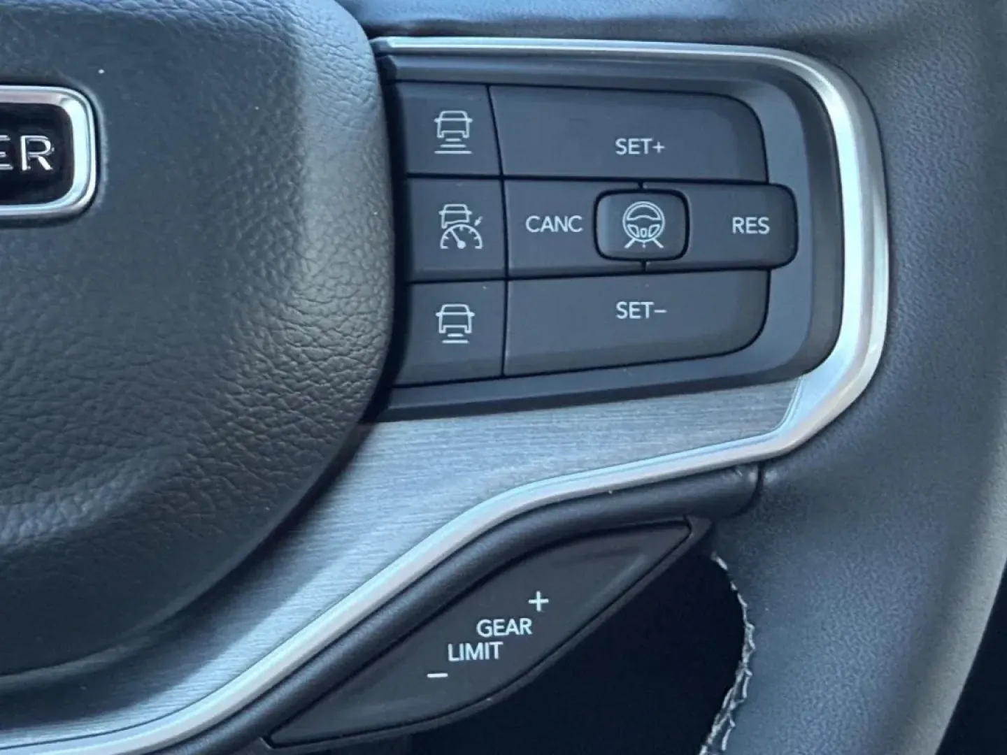 2026 /Global Black Leather Jeep Grand Wagoneer Limited (1C4SJVBP0TS) with an 3.0L I6 Hurricane SO Twin Turbo ESS engine, Automatic transmission, located at 970 Woodlawn Dr., Farmington, MO, 63640, (573) 431-7800, 37.825642, -90.468674 - Are you looking for the ultimate family SUV that combines luxury with rugged capability? Look no further than the stunning 2026 Jeep Grand Wagoneer Limited, now available at Pettus CDJR Farmington in Farmington, MO. This exceptional vehicle is perfect for growing families and adventure seekers alike - Photo#10