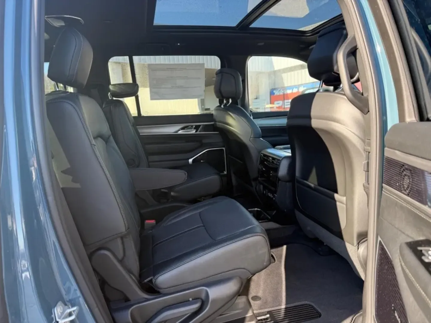 2026 /Global Black Leather Jeep Grand Wagoneer Limited (1C4SJVBP0TS) with an 3.0L I6 Hurricane SO Twin Turbo ESS engine, Automatic transmission, located at 970 Woodlawn Dr., Farmington, MO, 63640, (573) 431-7800, 37.825642, -90.468674 - Are you looking for the ultimate family SUV that combines luxury with rugged capability? Look no further than the stunning 2026 Jeep Grand Wagoneer Limited, now available at Pettus CDJR Farmington in Farmington, MO. This exceptional vehicle is perfect for growing families and adventure seekers alike - Photo#5