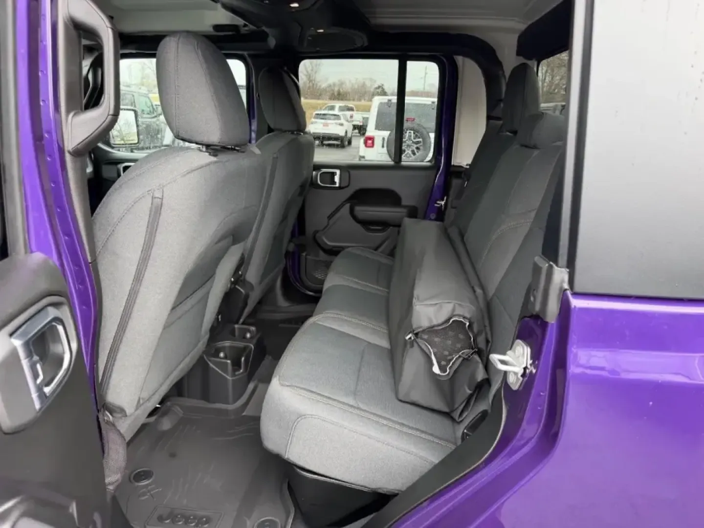 2026 /Black Cloth Jeep Gladiator Willys (1C6PJTAG2TL) with an 3.6L V6 engine, 6M transmission, located at 970 Woodlawn Dr., Farmington, MO, 63640, (573) 431-7800, 37.825642, -90.468674 - **Unleash Adventure with the 2026 Jeep Gladiator Willys Your Ultimate Off-Road Companion!**<br /> <br /> If you're seeking a vehicle that perfectly balances rugged capability with everyday practicality, look no further than the 2026 Jeep Gladiator Willys. Whether you're planning your next weekend a - Photo#7