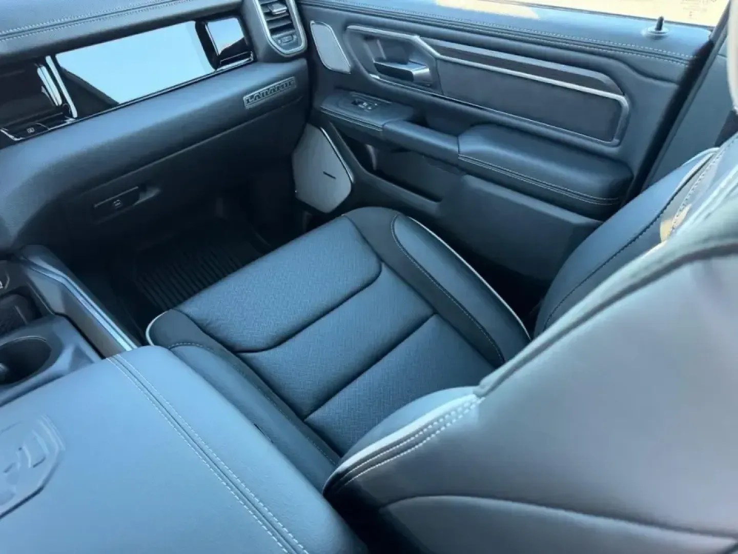 2026 /Black Leather Ram 1500 Laramie (1C6SRFJT9TN) with an 5.7L engine, Automatic transmission, located at 970 Woodlawn Dr., Farmington, MO, 63640, (573) 431-7800, 37.825642, -90.468674 - **Unleash Adventure with the 2026 Ram 1500 Laramie at Pettus CDJR Farmington!**<br /> <br /> Are you ready to elevate your lifestyle with a vehicle that embodies rugged sophistication and unmatched capability? Whether you're a weekend warrior planning your next adventure, a growing family seeking th - Photo#17
