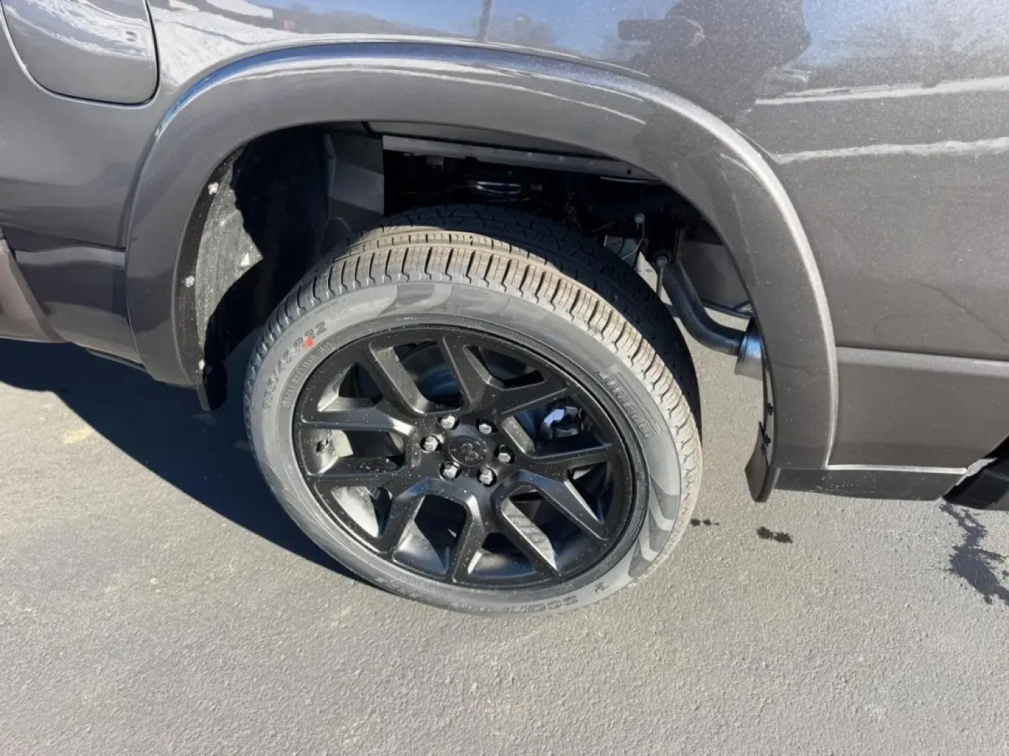 2026 /Black Leather Ram 1500 Laramie (1C6SRFJT9TN) with an 5.7L engine, Automatic transmission, located at 970 Woodlawn Dr., Farmington, MO, 63640, (573) 431-7800, 37.825642, -90.468674 - **Unleash Adventure with the 2026 Ram 1500 Laramie at Pettus CDJR Farmington!**<br /> <br /> Are you ready to elevate your lifestyle with a vehicle that embodies rugged sophistication and unmatched capability? Whether you're a weekend warrior planning your next adventure, a growing family seeking th - Photo#5