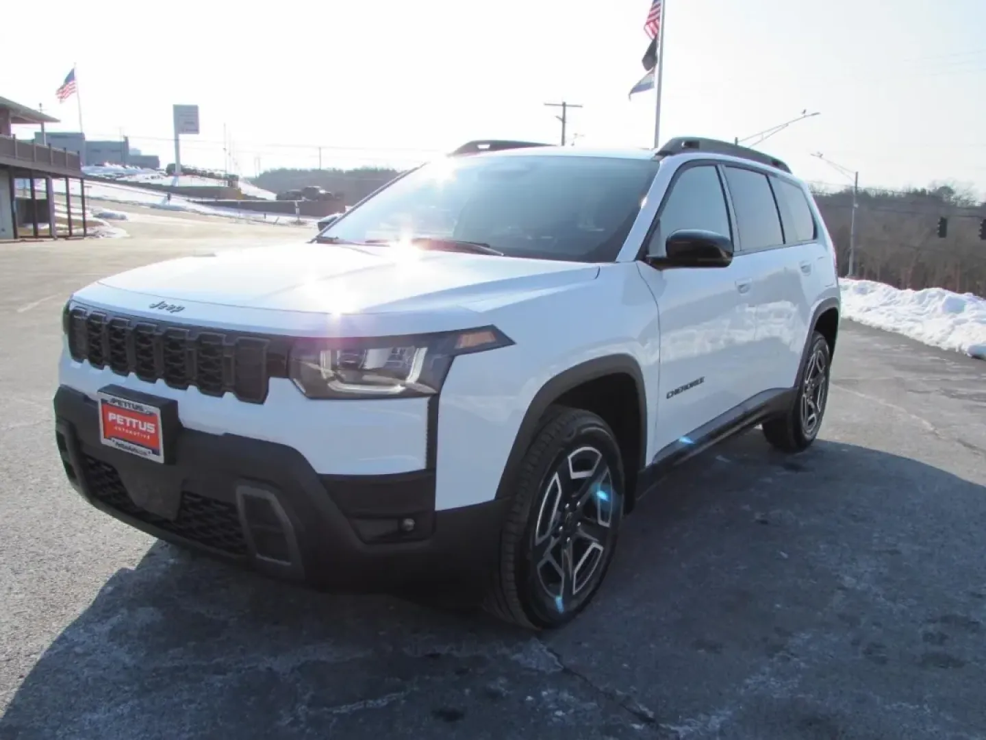 2026 /Global Black Jeep Cherokee Laredo (3C4PJMB22TT) with an 1.6L L4 DOHC 16V HYBRID engine, located at 12830 Highway 21, De Soto, MO, 63020, (636) 337-7777, 38.153099, -90.573624 - Picture your next weekend: a quick grocery run in De Soto turns into a spontaneous drive down Highway 21, then a family-friendly detour toward Washington State Park or a scenic cruise past the shops and eateries near Main Street-without worrying about weather, road conditions, or fuel stops. This ** - Photo#27