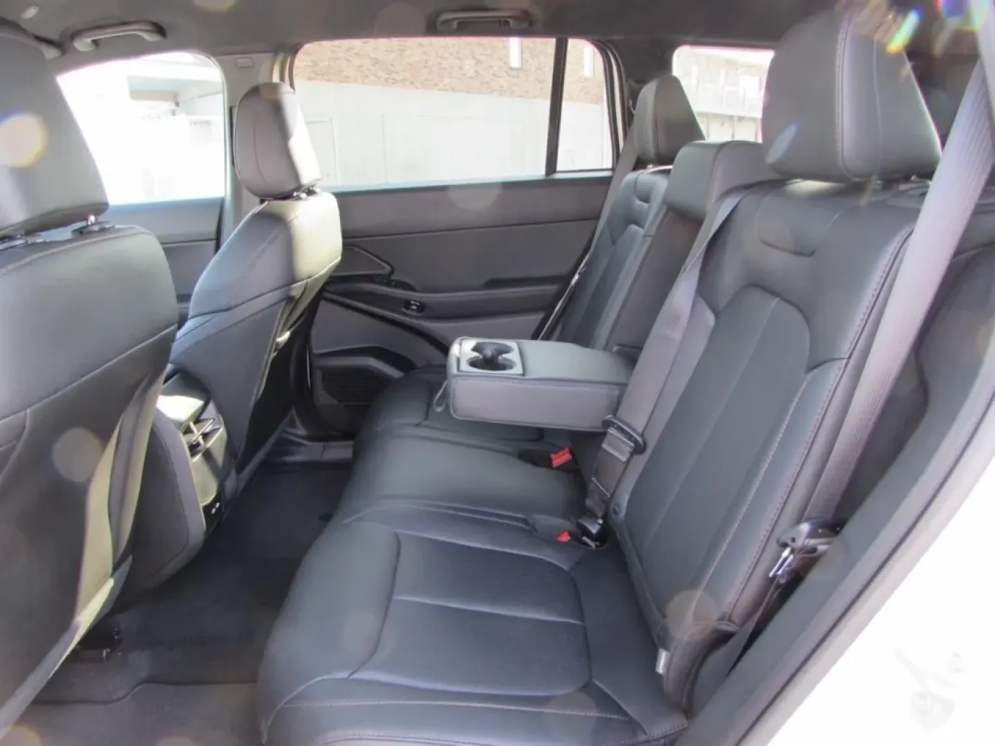 2026 /Global Black Jeep Cherokee Laredo (3C4PJMB22TT) with an 1.6L L4 DOHC 16V HYBRID engine, located at 12830 Highway 21, De Soto, MO, 63020, (636) 337-7777, 38.153099, -90.573624 - Picture your next weekend: a quick grocery run in De Soto turns into a spontaneous drive down Highway 21, then a family-friendly detour toward Washington State Park or a scenic cruise past the shops and eateries near Main Street-without worrying about weather, road conditions, or fuel stops. This ** - Photo#49