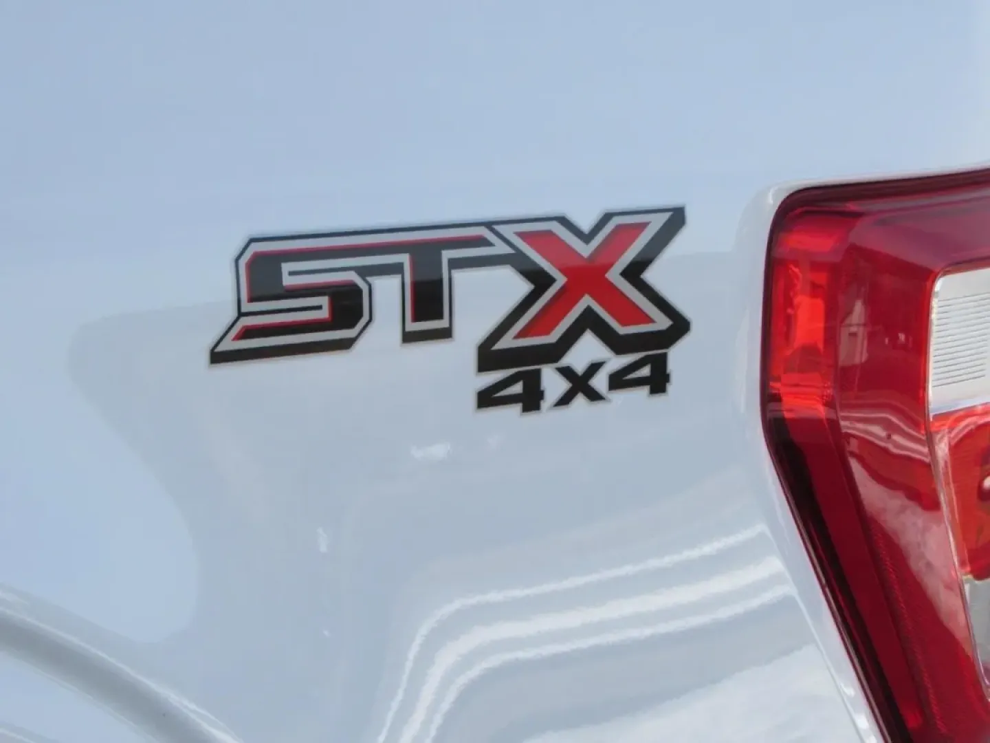 2023 /Black Ford F-150 XL (1FTEX1EP3PK) with an 2.7L V6 DOHC 24V engine, Automatic transmission, located at 12836 Highway 21, De Soto, MO, 63020, (636) 337-7777, 38.151867, -90.575615 - Whether your weekends revolve around hauling gear to the river, towing a trailer to a campsite, or simply powering through a long commute with confidence when Missouri weather turns, this **2023 Ford F-150** is built for real life. It's the kind of truck that fits right in on Hwy 21, handles farm-an - Photo#11