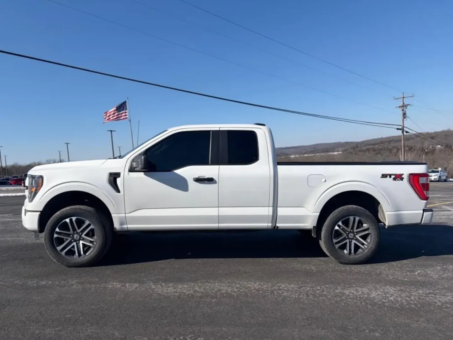 2023 /Black Ford F-150 XL (1FTEX1EP3PK) with an 2.7L V6 DOHC 24V engine, Automatic transmission, located at 12836 Highway 21, De Soto, MO, 63020, (636) 337-7777, 38.151867, -90.575615 - Whether your weekends revolve around hauling gear to the river, towing a trailer to a campsite, or simply powering through a long commute with confidence when Missouri weather turns, this **2023 Ford F-150** is built for real life. It's the kind of truck that fits right in on Hwy 21, handles farm-an - Photo#1