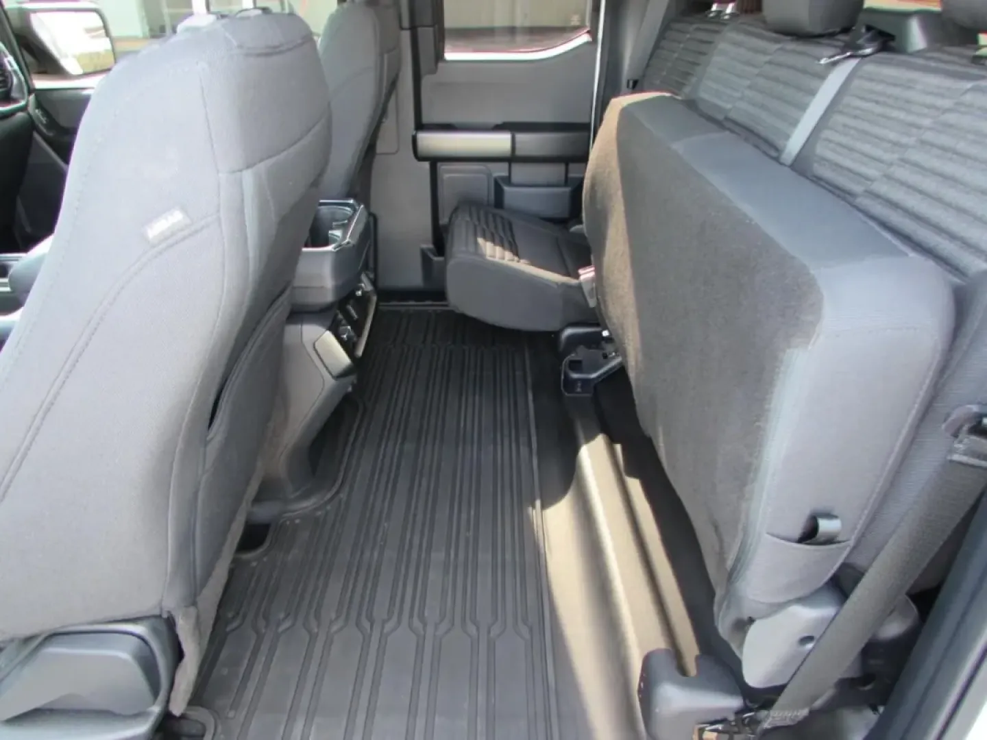 2023 /Black Ford F-150 XL (1FTEX1EP3PK) with an 2.7L V6 DOHC 24V engine, Automatic transmission, located at 12836 Highway 21, De Soto, MO, 63020, (636) 337-7777, 38.151867, -90.575615 - Whether your weekends revolve around hauling gear to the river, towing a trailer to a campsite, or simply powering through a long commute with confidence when Missouri weather turns, this **2023 Ford F-150** is built for real life. It's the kind of truck that fits right in on Hwy 21, handles farm-an - Photo#32