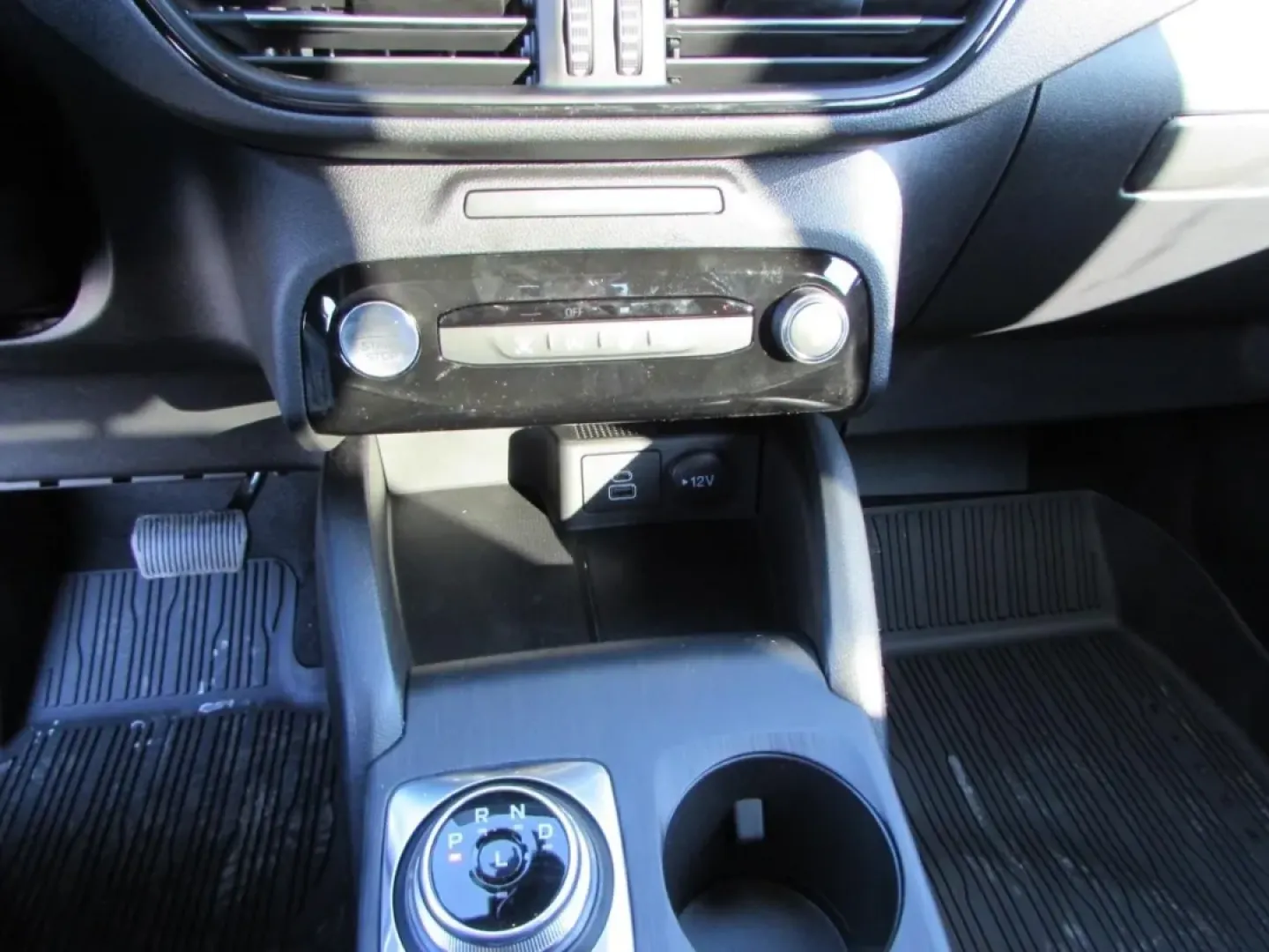 2026 /Ebony Ford Escape ST-Line Select (1FMCU9NA8TU) with an 2.0L engine, 8A transmission, located at 12836 Highway 21, De Soto, MO, 63020, (636) 337-7777, 38.151867, -90.575615 - Need a versatile SUV that can handle weekday commutes from De Soto to St. Louis, school drop-offs, and spontaneous weekend getaways to the Ozarks without feeling bulky? This 2026 Ford Escape ST-Line Select AWD is built for real life-easy to park, confident in changing Missouri weather, and comfortab - Photo#19