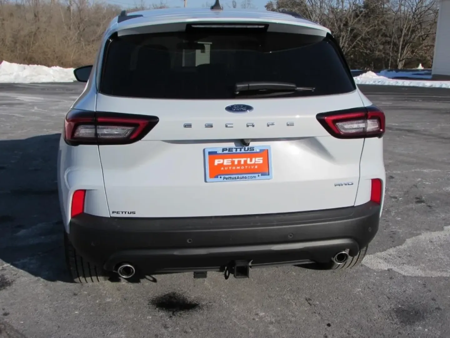 2026 /Ebony Ford Escape ST-Line Select (1FMCU9NA8TU) with an 2.0L engine, 8A transmission, located at 12836 Highway 21, De Soto, MO, 63020, (636) 337-7777, 38.151867, -90.575615 - Need a versatile SUV that can handle weekday commutes from De Soto to St. Louis, school drop-offs, and spontaneous weekend getaways to the Ozarks without feeling bulky? This 2026 Ford Escape ST-Line Select AWD is built for real life-easy to park, confident in changing Missouri weather, and comfortab - Photo#5