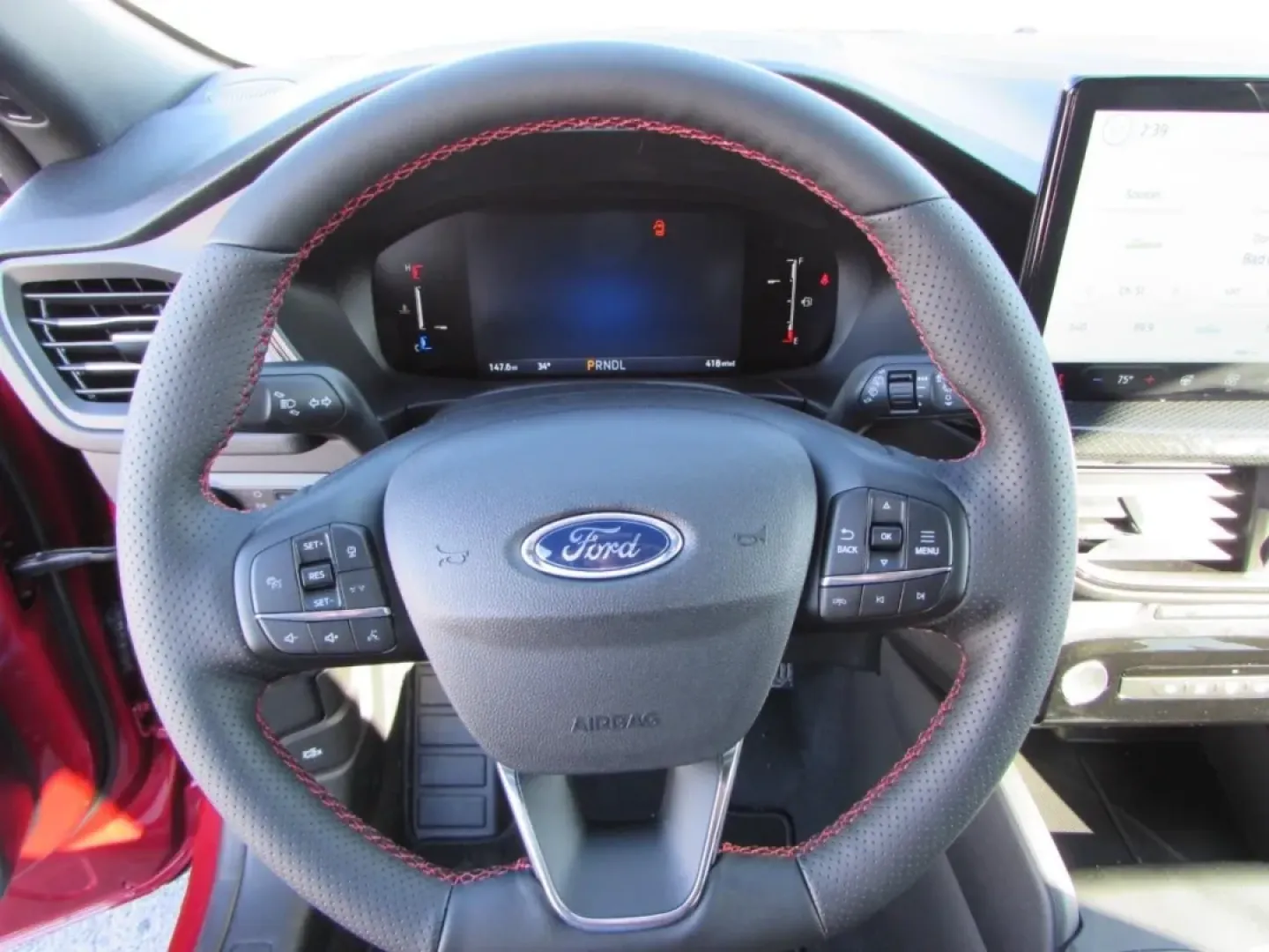 2026 /Ebony Ford Escape ST-Line Select (1FMCU9NZ1TU) with an 2.5L iVCT Atkinson Cycle I-4 Hybrid engine, CVT transmission, located at 12836 Highway 21, De Soto, MO, 63020, (636) 337-7777, 38.151867, -90.575615 - If your week is a mix of school drop-offs, I-55 commutes, and weekend getaways to the parks and backroads around Jefferson County, this 2026 Ford Escape Hybrid ST-Line Select is built for your real life. With All Wheel Drive confidence, hybrid efficiency, and a sporty ST-Line vibe, it's the kind of - Photo#41