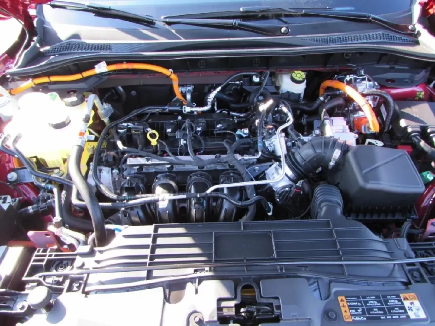 2026 /Ebony Ford Escape ST-Line Select (1FMCU9NZ1TU) with an 2.5L iVCT Atkinson Cycle I-4 Hybrid engine, CVT transmission, located at 12836 Highway 21, De Soto, MO, 63020, (636) 337-7777, 38.151867, -90.575615 - If your week is a mix of school drop-offs, I-55 commutes, and weekend getaways to the parks and backroads around Jefferson County, this 2026 Ford Escape Hybrid ST-Line Select is built for your real life. With All Wheel Drive confidence, hybrid efficiency, and a sporty ST-Line vibe, it's the kind of - Photo#8