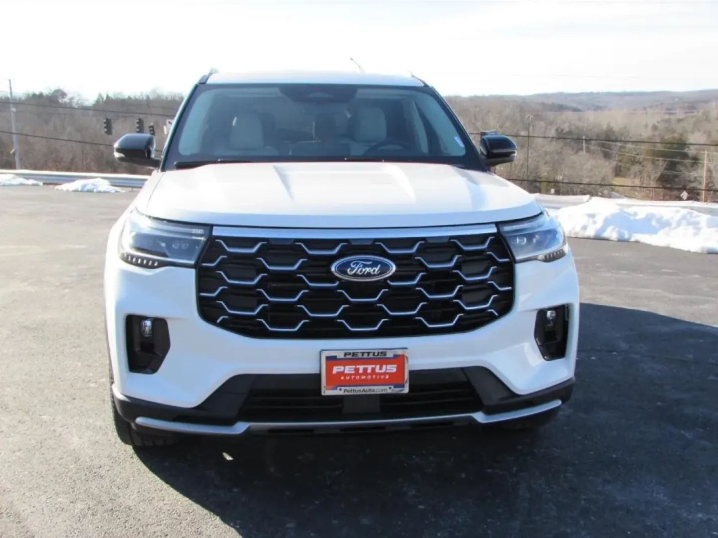 2026 /Salt Crystal/Onyx Ford Explorer Platinum (1FMUK8HH5TG) with an 2.3L EcoBoost I-4 engine, Automatic transmission, located at 12836 Highway 21, De Soto, MO, 63020, (636) 337-7777, 38.151867, -90.575615 - Build your next chapter around comfort, confidence, and room to roam-because a three-row SUV should make weekday carpools feel easy and weekend escapes feel effortless. This **2026 Ford Explorer Platinum** is a near-new, road-trip-ready SUV that fits life in and around De Soto, whether you're commut - Photo#6