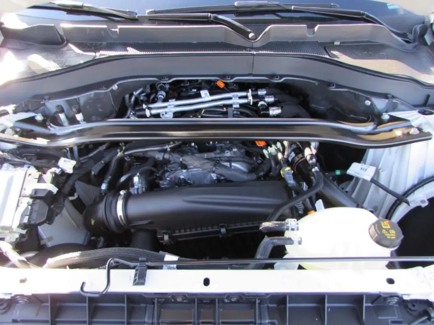 2026 /Salt Crystal/Onyx Ford Explorer Platinum (1FMUK8HH5TG) with an 2.3L EcoBoost I-4 engine, Automatic transmission, located at 12836 Highway 21, De Soto, MO, 63020, (636) 337-7777, 38.151867, -90.575615 - Build your next chapter around comfort, confidence, and room to roam-because a three-row SUV should make weekday carpools feel easy and weekend escapes feel effortless. This **2026 Ford Explorer Platinum** is a near-new, road-trip-ready SUV that fits life in and around De Soto, whether you're commut - Photo#13