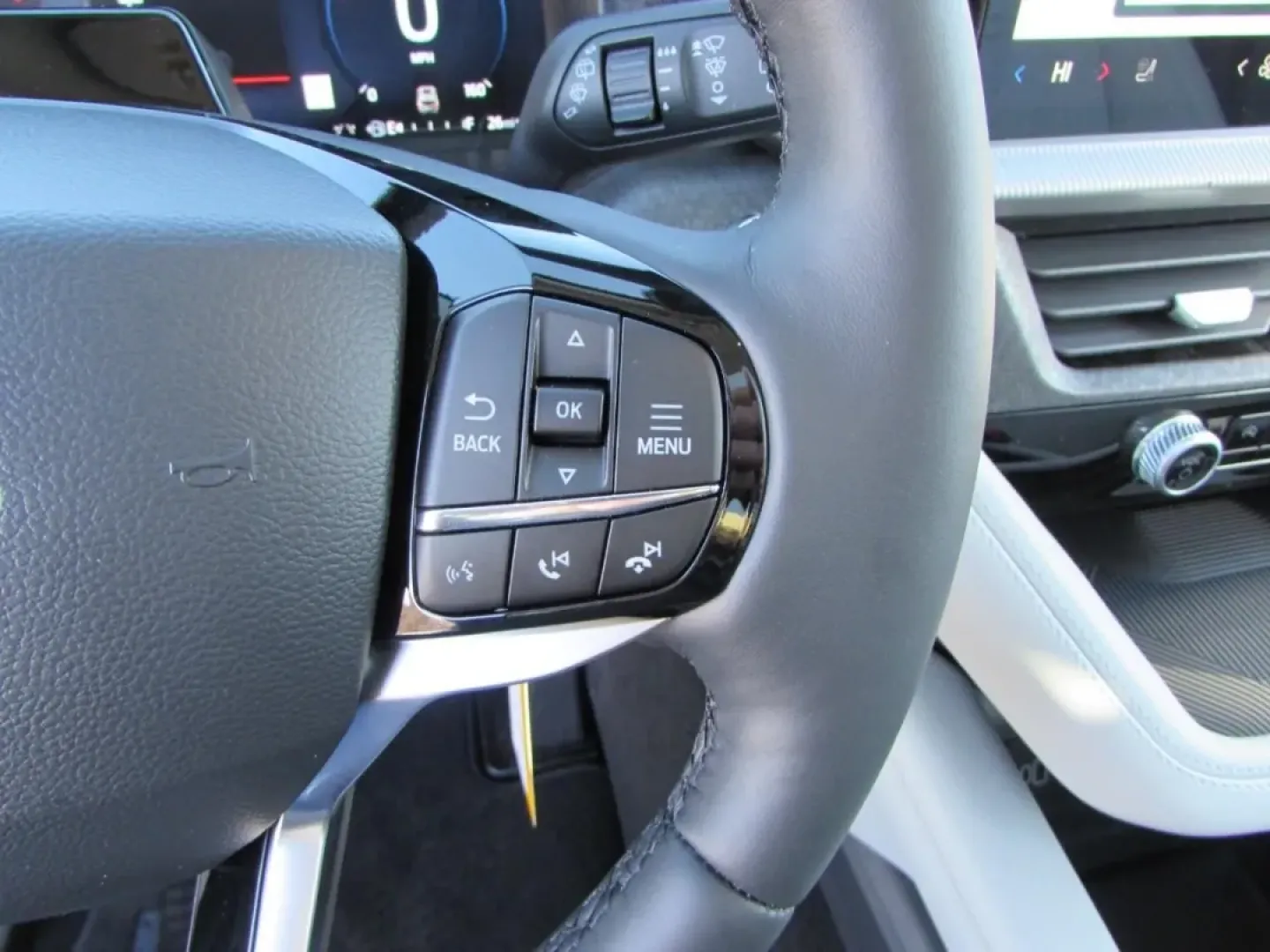 2026 /Salt Crystal/Onyx Ford Explorer Platinum (1FMUK8HH5TG) with an 2.3L EcoBoost I-4 engine, Automatic transmission, located at 12836 Highway 21, De Soto, MO, 63020, (636) 337-7777, 38.151867, -90.575615 - Build your next chapter around comfort, confidence, and room to roam-because a three-row SUV should make weekday carpools feel easy and weekend escapes feel effortless. This **2026 Ford Explorer Platinum** is a near-new, road-trip-ready SUV that fits life in and around De Soto, whether you're commut - Photo#22