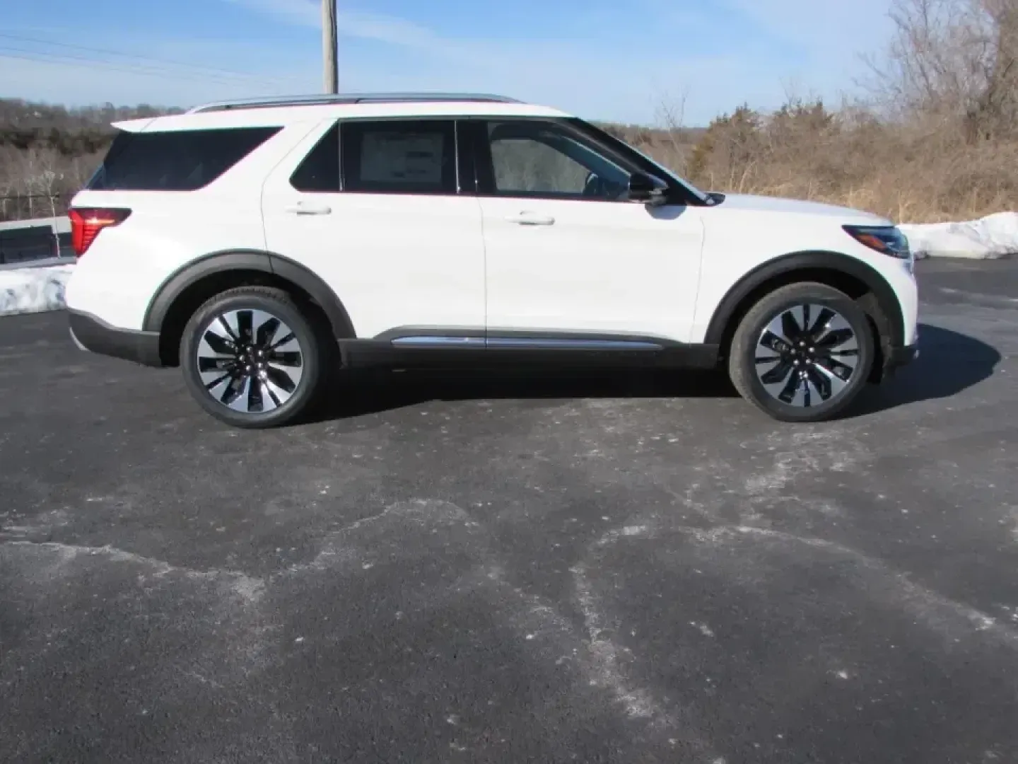 2026 /Salt Crystal/Onyx Ford Explorer Platinum (1FMUK8HH5TG) with an 2.3L EcoBoost I-4 engine, Automatic transmission, located at 12836 Highway 21, De Soto, MO, 63020, (636) 337-7777, 38.151867, -90.575615 - Build your next chapter around comfort, confidence, and room to roam-because a three-row SUV should make weekday carpools feel easy and weekend escapes feel effortless. This **2026 Ford Explorer Platinum** is a near-new, road-trip-ready SUV that fits life in and around De Soto, whether you're commut - Photo#12