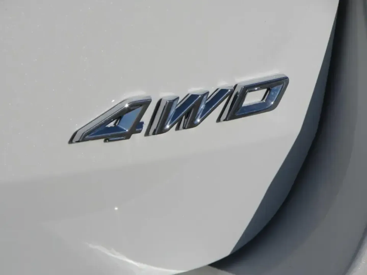 2026 /Salt Crystal/Onyx Ford Explorer Platinum (1FMUK8HH5TG) with an 2.3L EcoBoost I-4 engine, Automatic transmission, located at 12836 Highway 21, De Soto, MO, 63020, (636) 337-7777, 38.151867, -90.575615 - Build your next chapter around comfort, confidence, and room to roam-because a three-row SUV should make weekday carpools feel easy and weekend escapes feel effortless. This **2026 Ford Explorer Platinum** is a near-new, road-trip-ready SUV that fits life in and around De Soto, whether you're commut - Photo#16