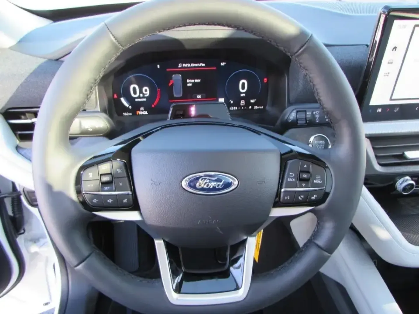2026 /Salt Crystal/Onyx Ford Explorer Platinum (1FMUK8HH5TG) with an 2.3L EcoBoost I-4 engine, Automatic transmission, located at 12836 Highway 21, De Soto, MO, 63020, (636) 337-7777, 38.151867, -90.575615 - Build your next chapter around comfort, confidence, and room to roam-because a three-row SUV should make weekday carpools feel easy and weekend escapes feel effortless. This **2026 Ford Explorer Platinum** is a near-new, road-trip-ready SUV that fits life in and around De Soto, whether you're commut - Photo#20