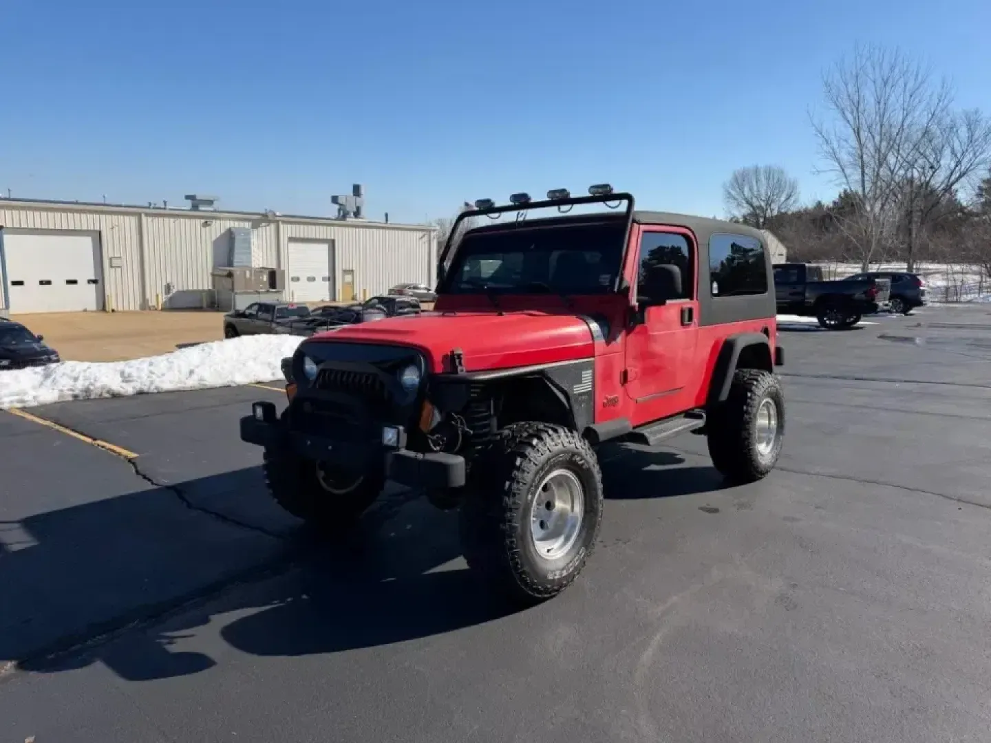 2004 /Dark Gray Cloth Jeep Wrangler Unlimited (1J4FA49S54P) with an 4.0L SMPI I6 engine, Automatic transmission, located at 970 Woodlawn Dr., Farmington, MO, 63640, (573) 431-7800, 37.825642, -90.468674 - Weekend trails, lake days, and top-down backroad drives are what the Jeep Wrangler was built for-and this 2004 Jeep Wrangler Sport makes it easy to turn an ordinary Saturday into an Ozarks-style adventure. With classic Wrangler simplicity, true Four Wheel Drive capability, and just 84,802 miles, it' - Photo#8