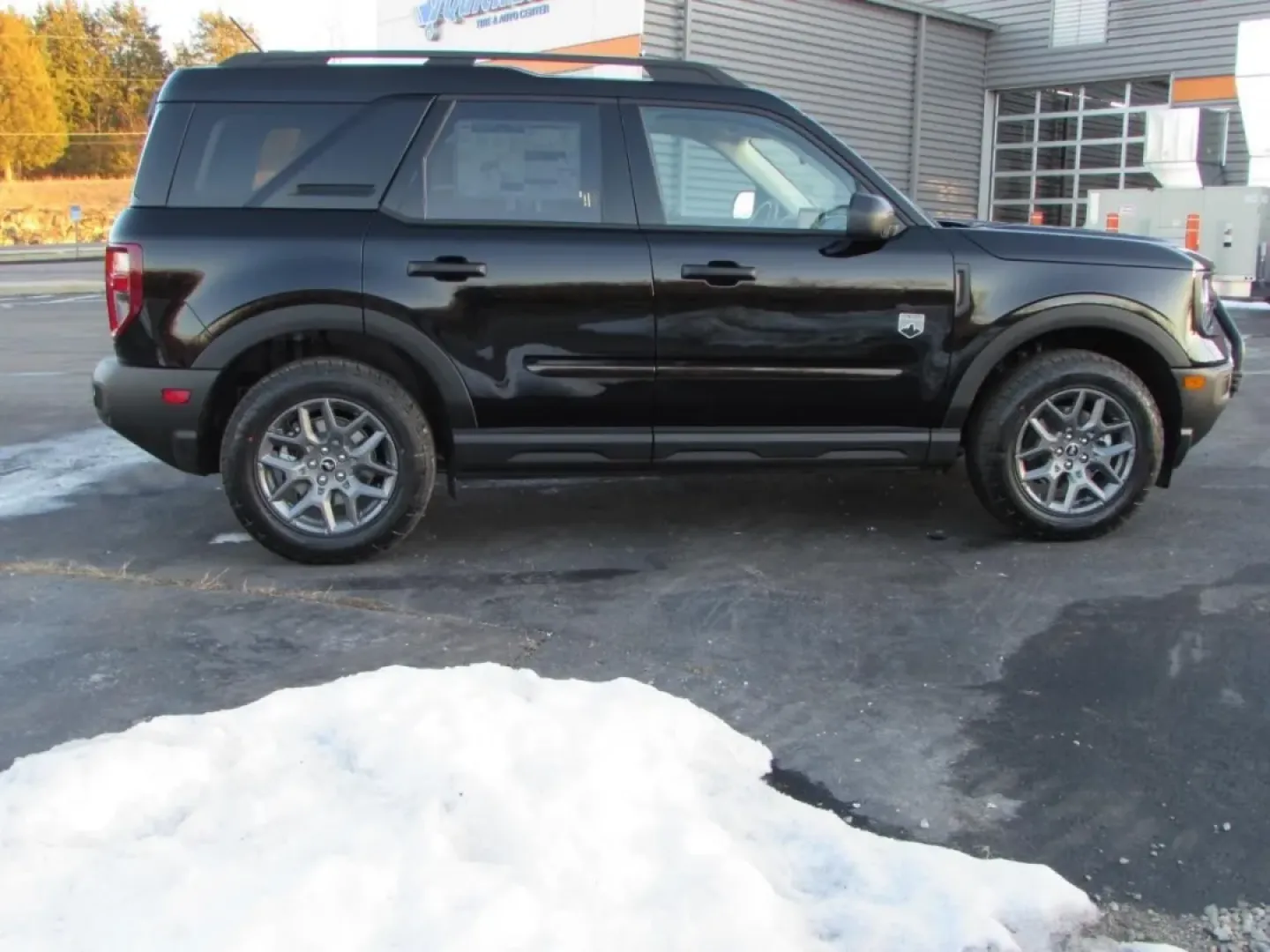2026 /Medium Lt Smoked Truffle Ford Bronco Sport Big Bend (3FMCR9BN4TR) with an 1.5L EcoBoost engine, Automatic transmission, located at 12836 Highway 21, De Soto, MO, 63020, (636) 337-7777, 38.151867, -90.575615 - Ready for weekend trailheads, weekday commutes, and spur-of-the-moment road trips down Highway 21, this **2026 Ford Bronco Sport Big Bend** is built for drivers who want everyday comfort with real SUV capability. If your lifestyle includes hauling gear to Washington State Park, meeting friends for d - Photo#6